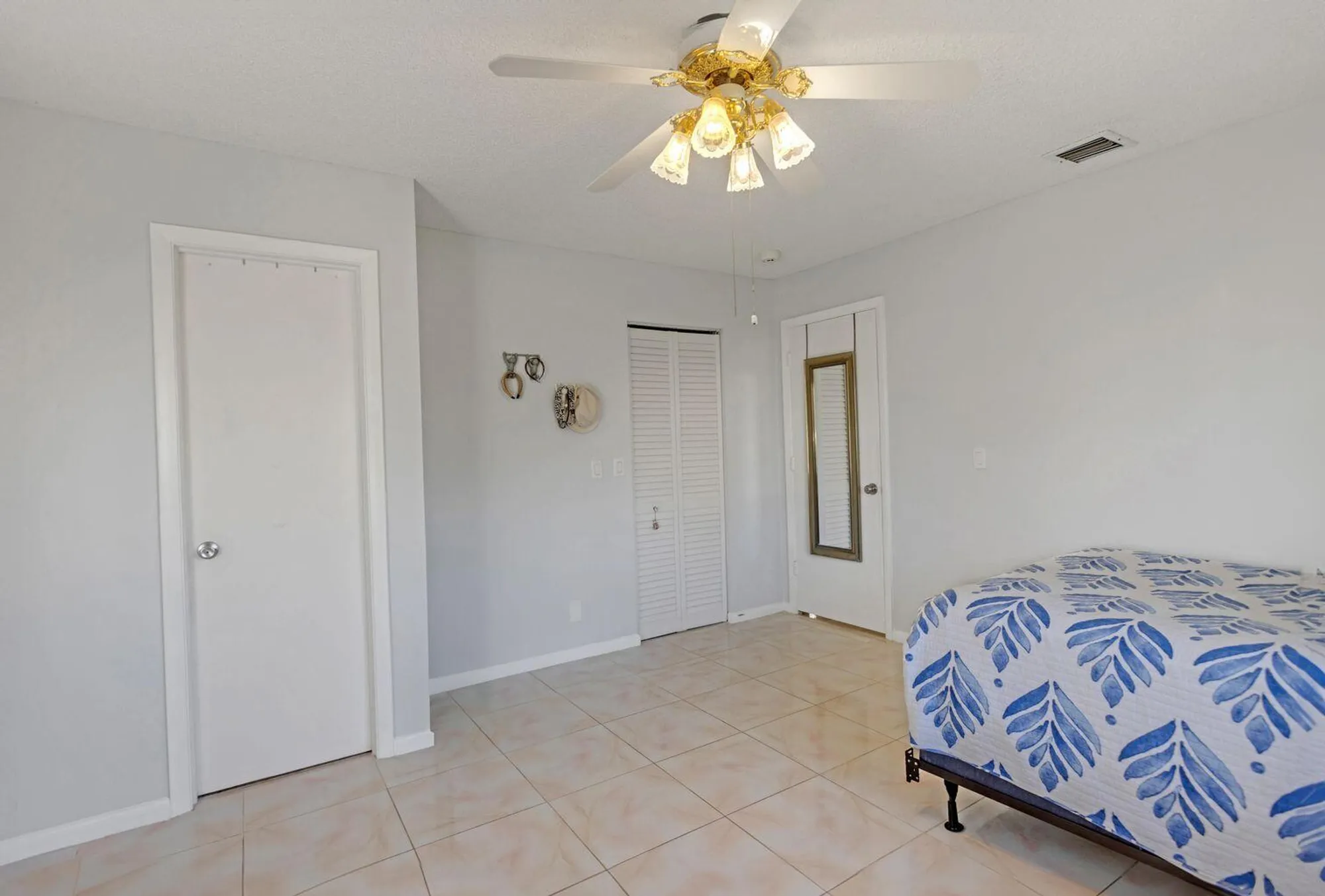 Property Slideshow image 24 of 63 | 6851 moonlit dr, Delray Beach, FL, 33446