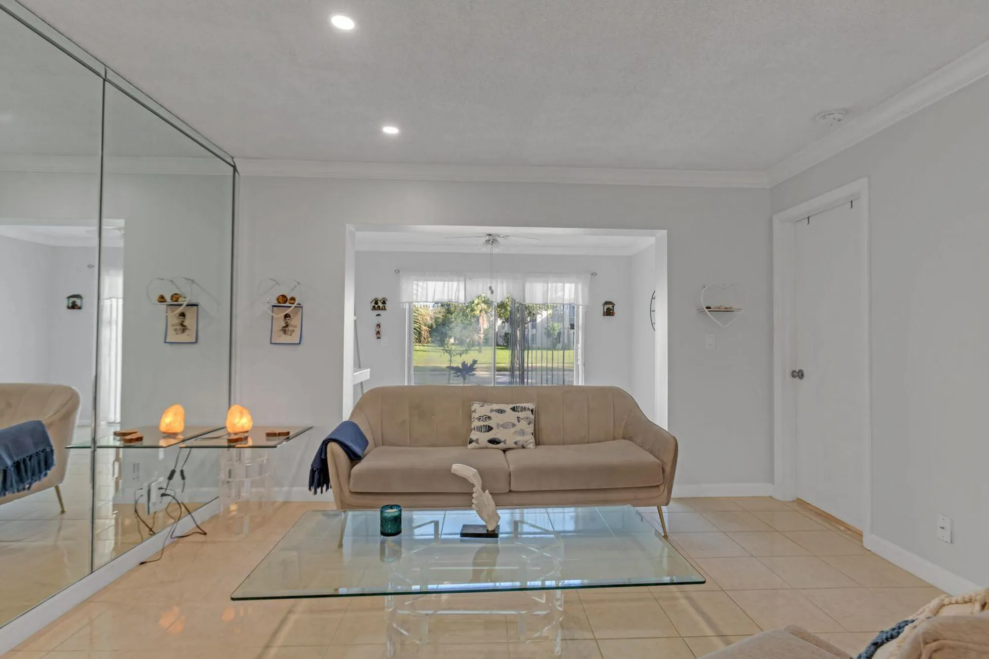 Property Slideshow image 15 of 63 | 6851 moonlit dr, Delray Beach, FL, 33446