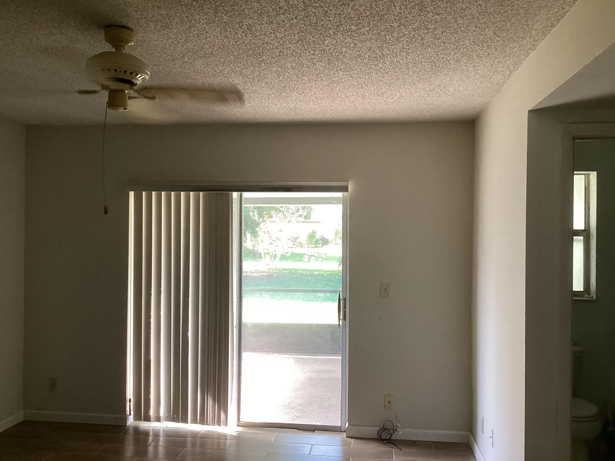 Property Slideshow image 5 of 15 | 6315 silver moon ln, Greenacres, FL, 33463