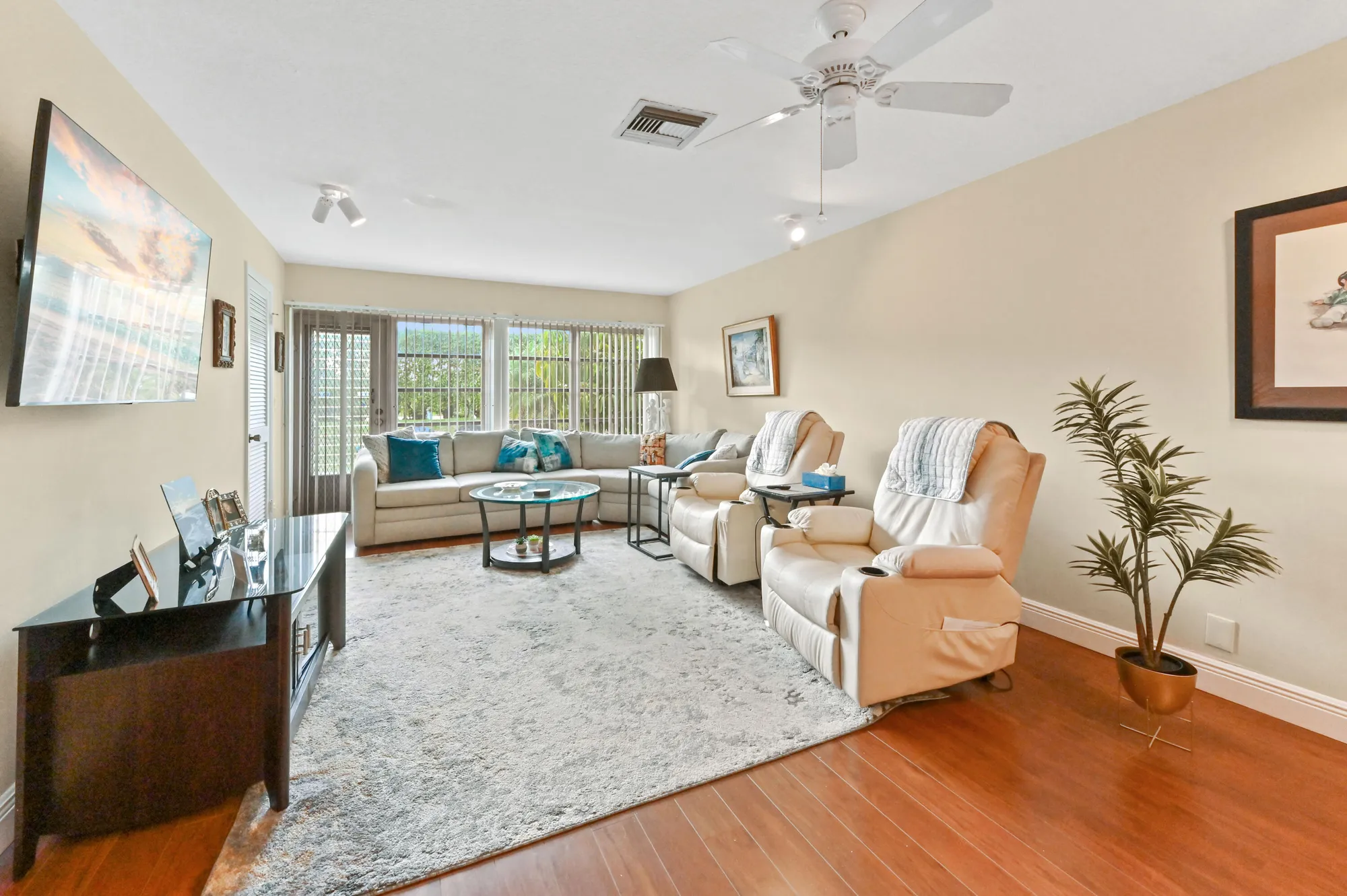 Property Slideshow image 10 of 20 | 13735 via aurora a, Delray Beach, FL, 33484
