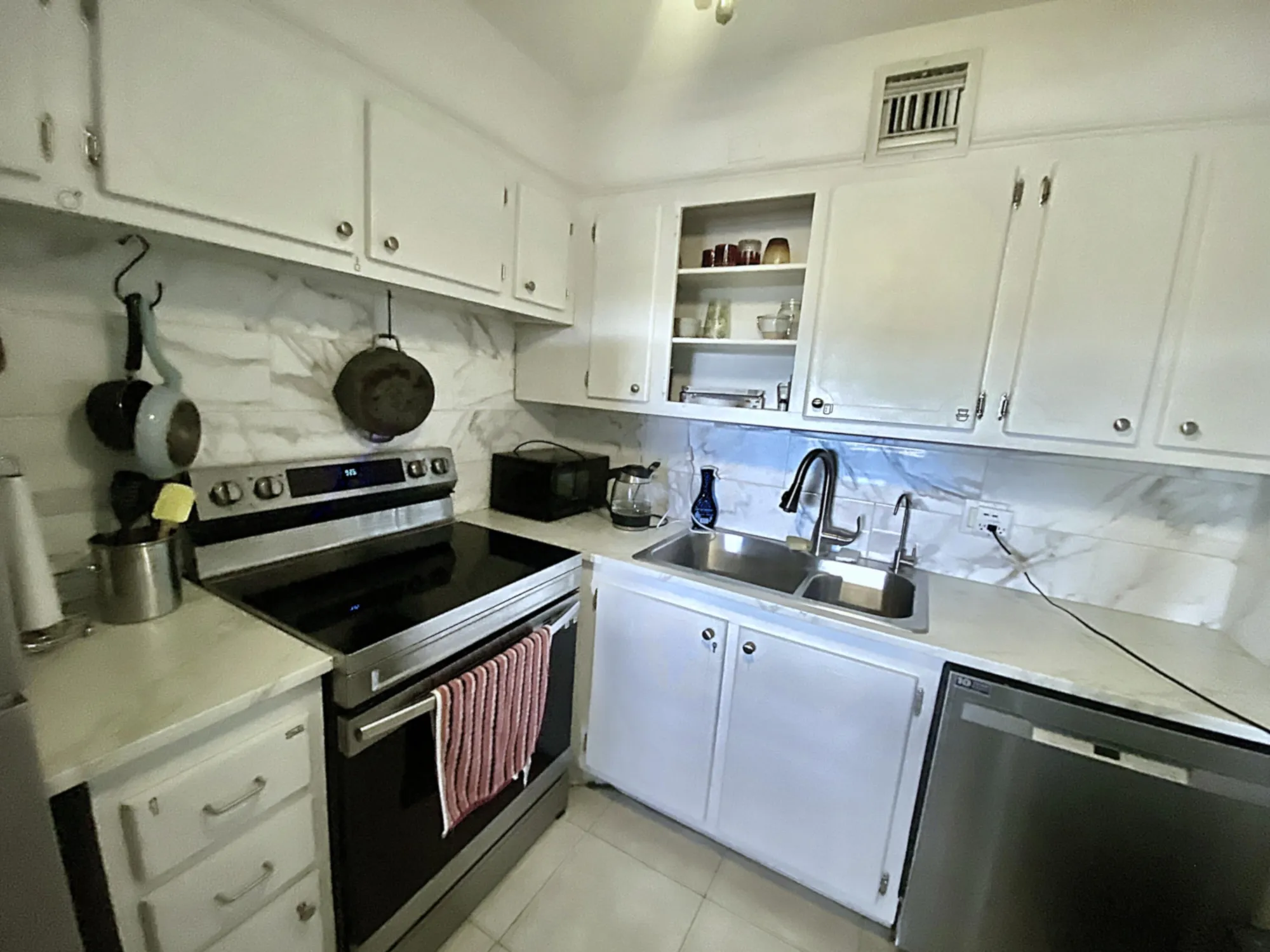 Property Slideshow image 11 of 66 | 27 richmond d, Deerfield Beach, FL, 33442
