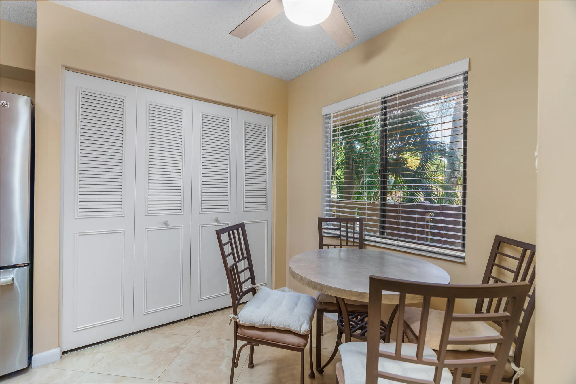Property Slideshow image 9 of 48 | 6515 kensington ln apt 201, Delray Beach, FL, 33446