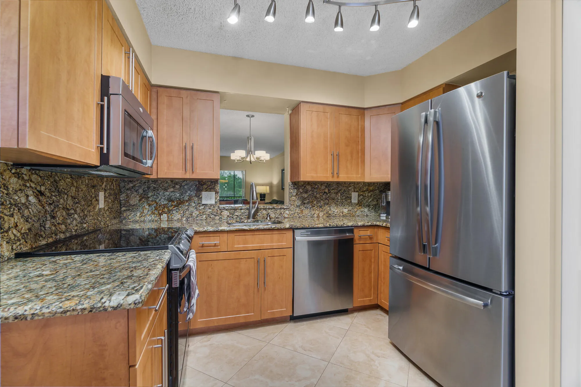 Property Slideshow image 7 of 48 | 6515 kensington ln apt 201, Delray Beach, FL, 33446