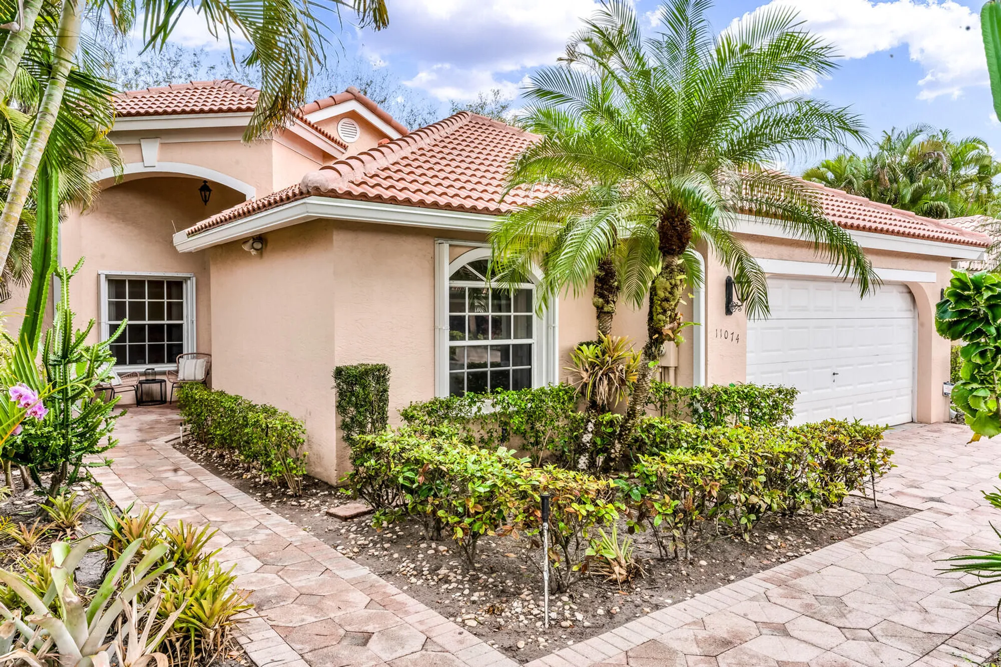 Property Slideshow image 2 of 34 | 11074 springbrook cir, Boynton Beach, FL, 33437