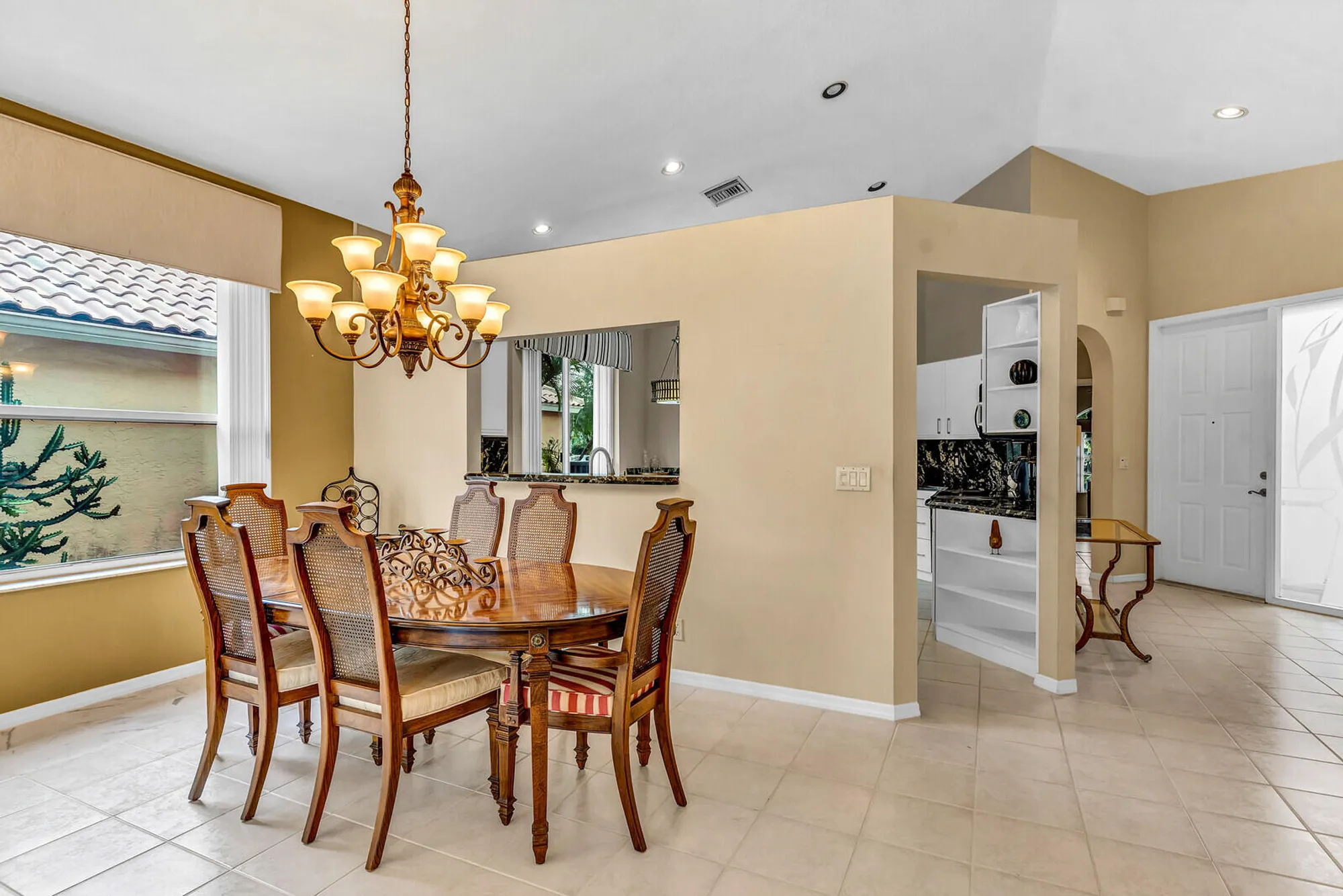 Property Slideshow image 12 of 34 | 11074 springbrook cir, Boynton Beach, FL, 33437