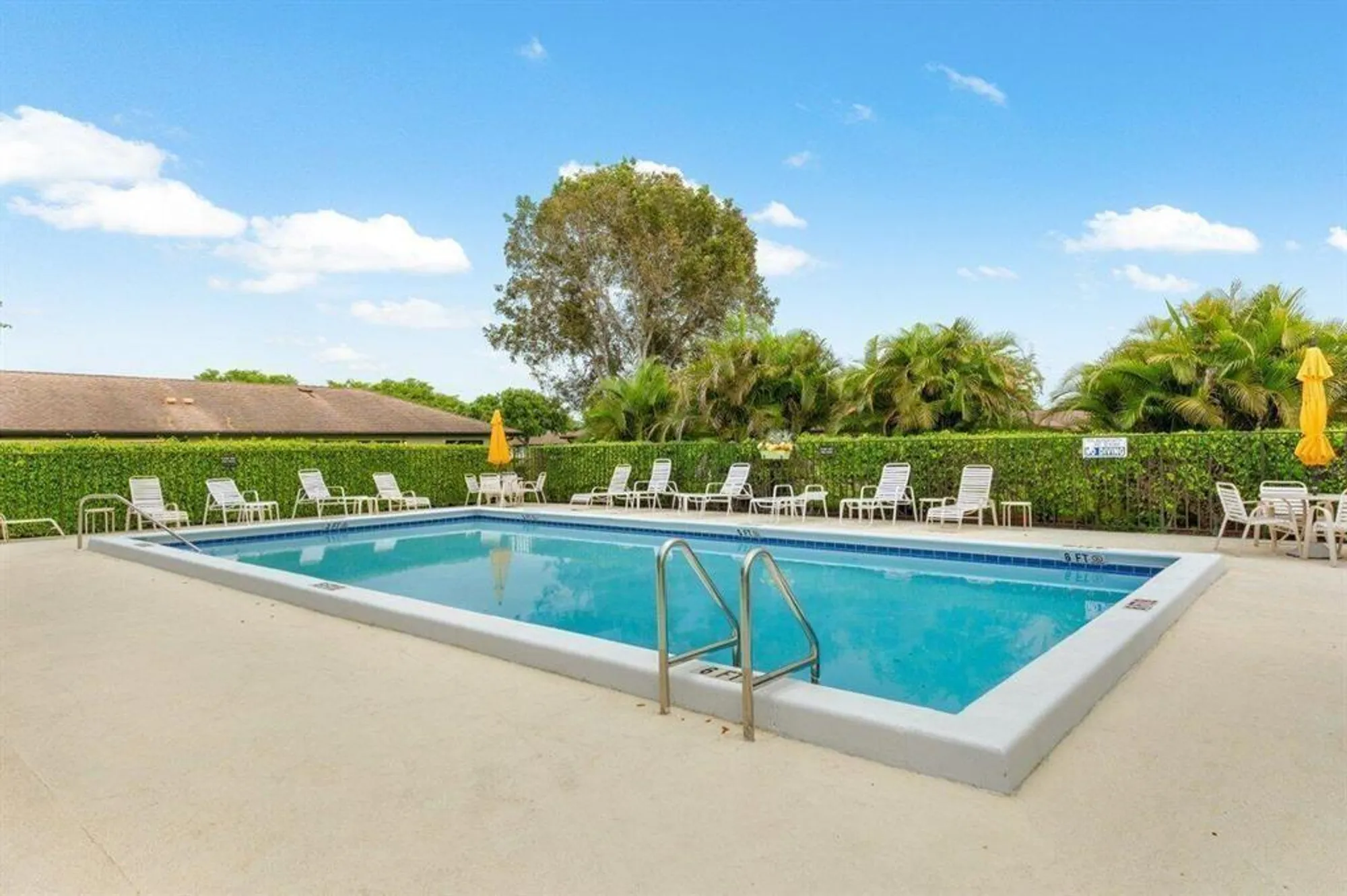 Property Slideshow image 13 of 20 | 4948 equestrian cir b, Boynton Beach, FL, 33436