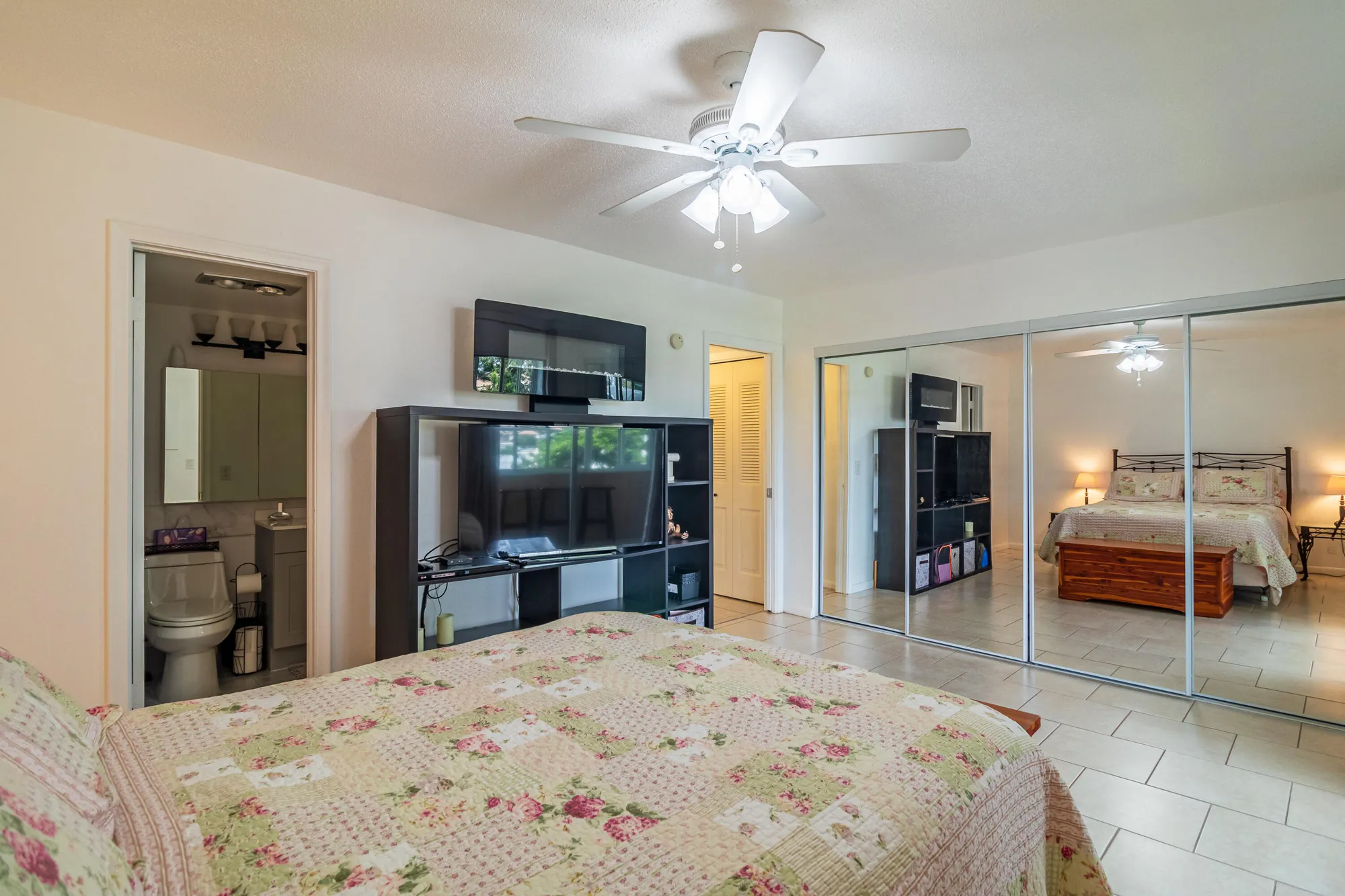 Property Slideshow image 23 of 28 | 120 northampton f, West Palm Beach, FL, 33417