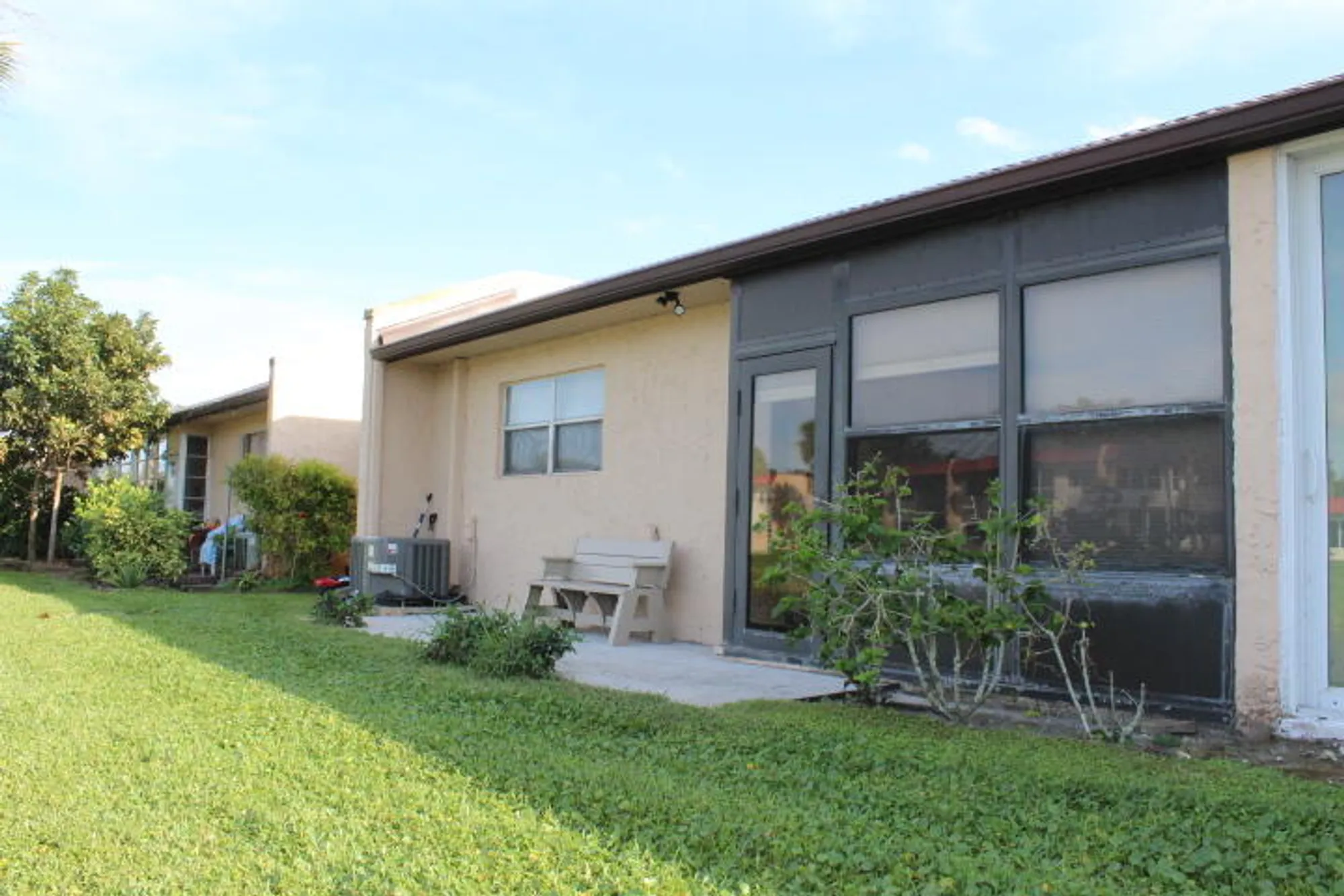 Property Slideshow image 23 of 44 | 149 lake gloria dr, West Palm Beach, FL, 33411