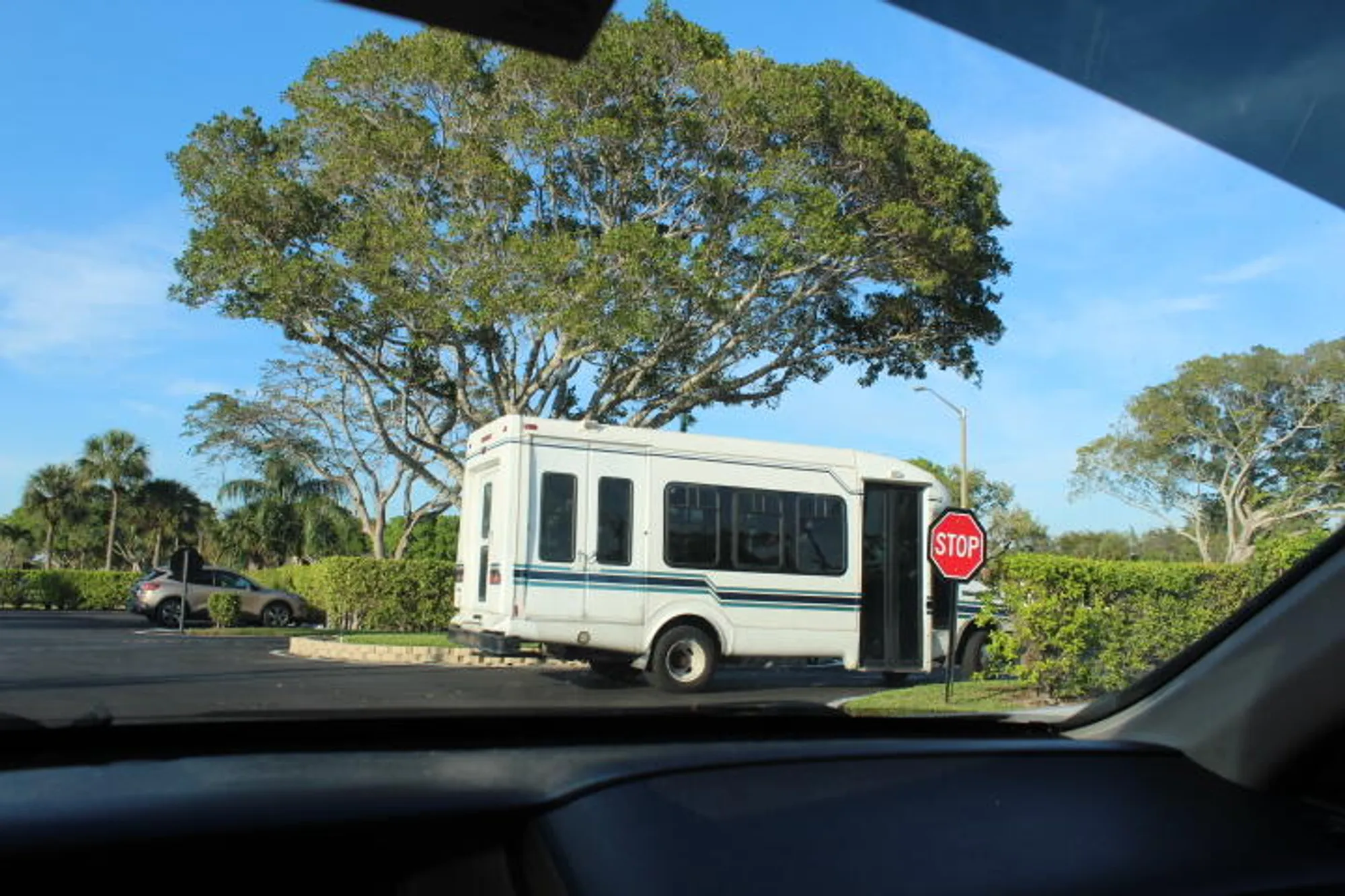 Property Slideshow image 28 of 44 | 149 lake gloria dr, West Palm Beach, FL, 33411