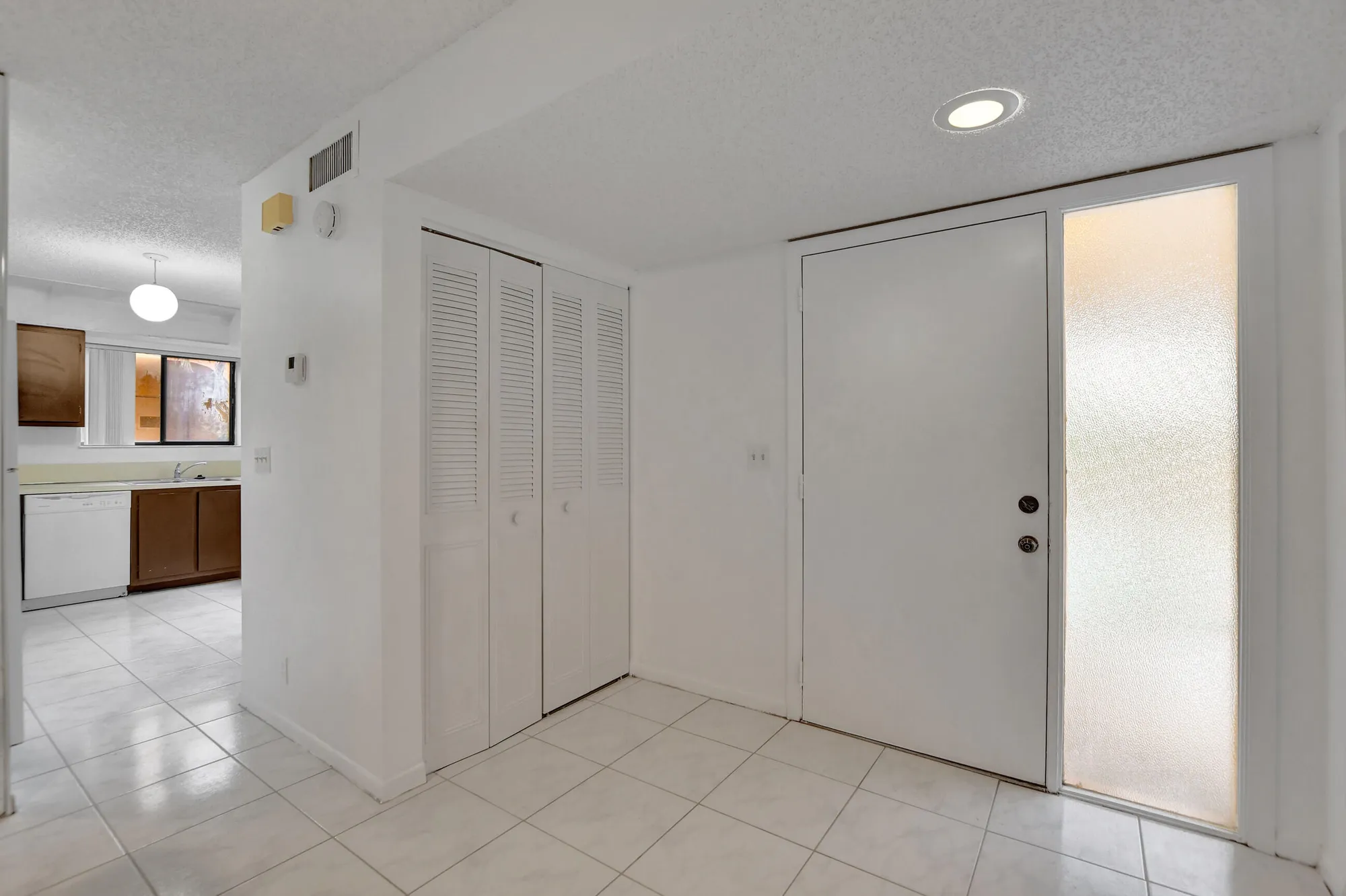Property Slideshow image 6 of 34 | 11255 green lake dr 202, Boynton Beach, FL, 33437