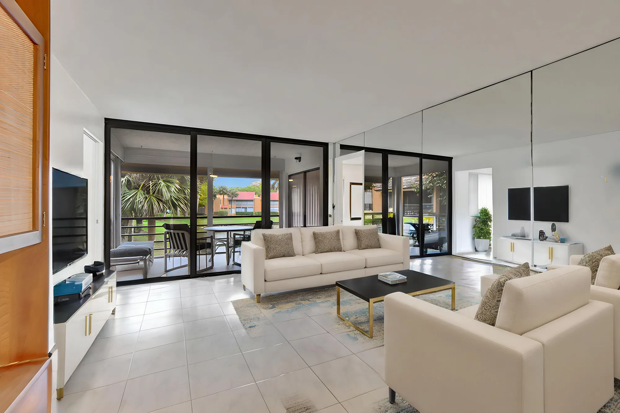 Property Slideshow image 8 of 34 | 11255 green lake dr 202, Boynton Beach, FL, 33437