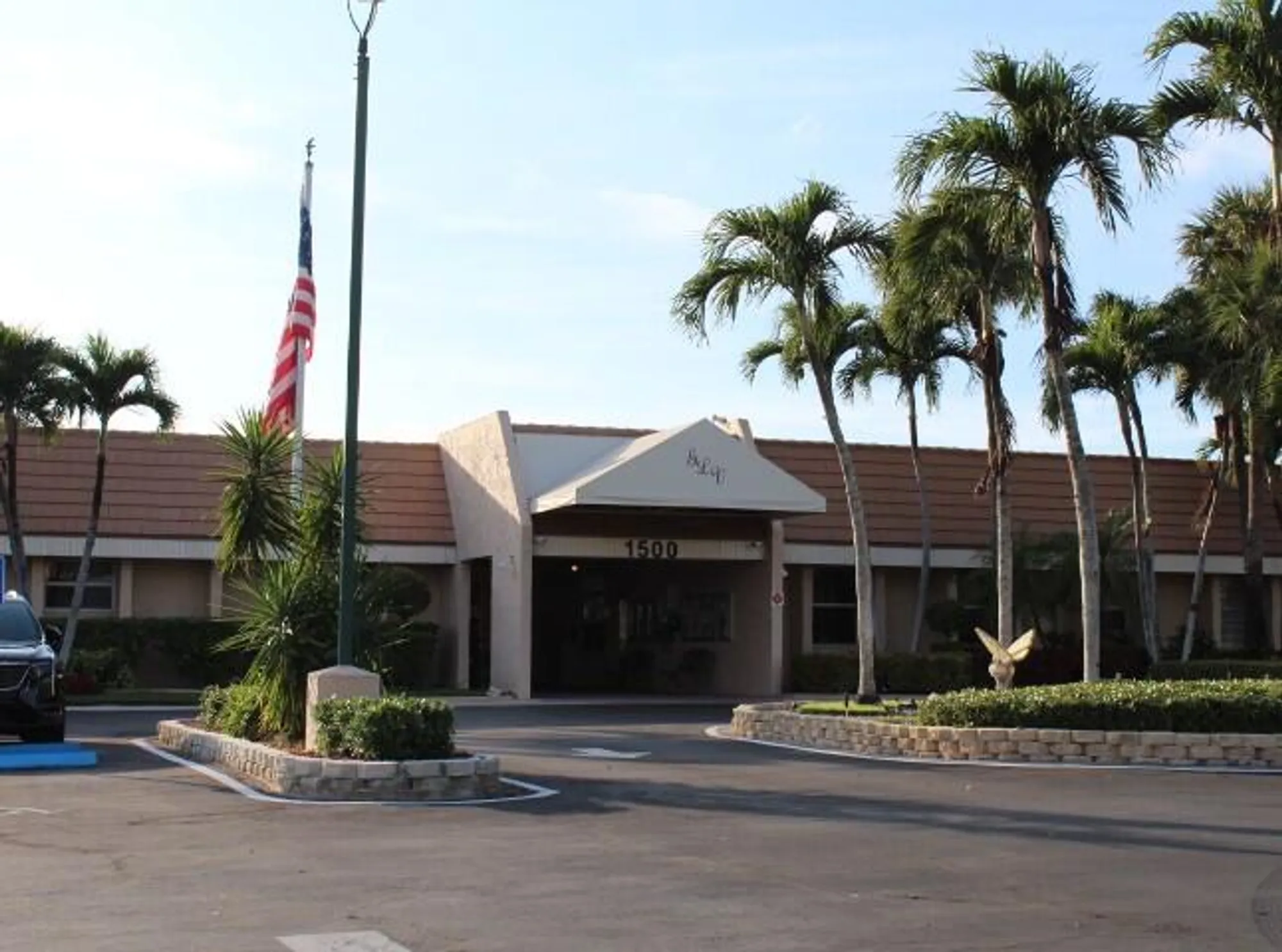 Property Slideshow image 32 of 44 | 149 lake gloria dr, West Palm Beach, FL, 33411