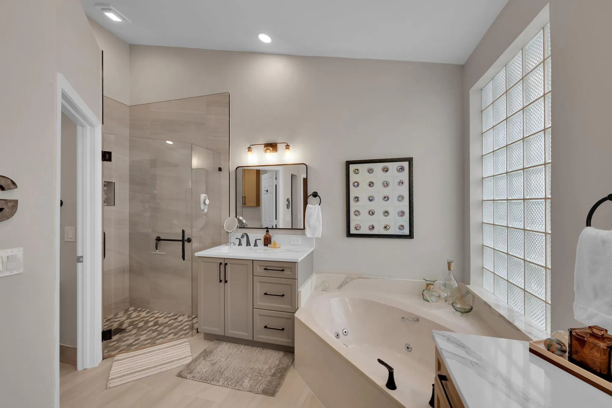 Property Slideshow image 28 of 47 | 11914 fountainside cir, Boynton Beach, FL, 33437