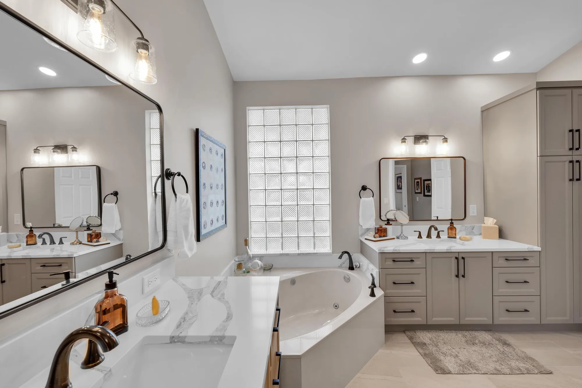 Property Slideshow image 30 of 47 | 11914 fountainside cir, Boynton Beach, FL, 33437