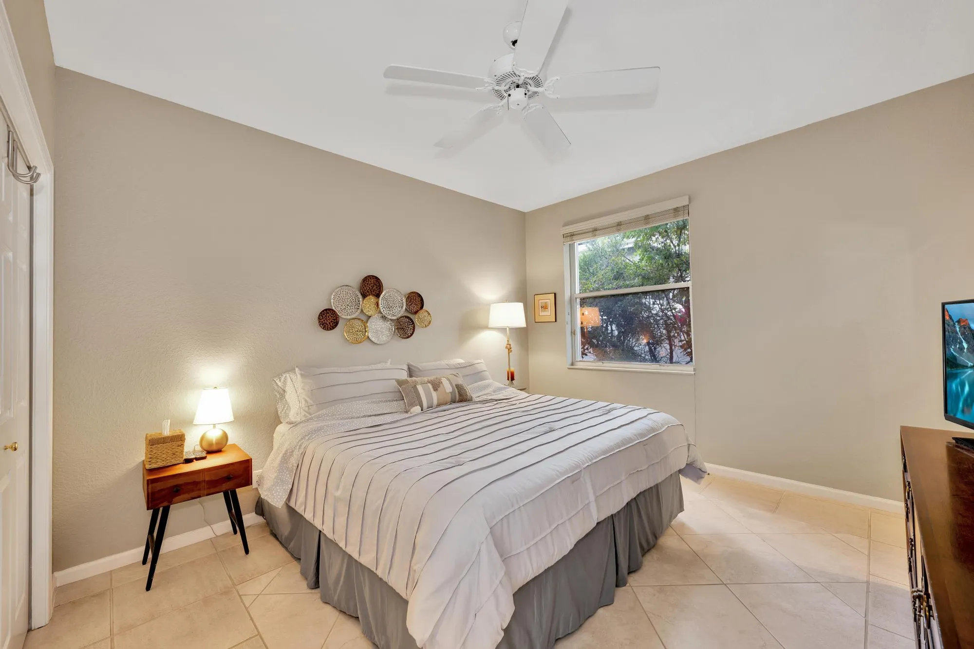 Property Slideshow image 32 of 47 | 11914 fountainside cir, Boynton Beach, FL, 33437