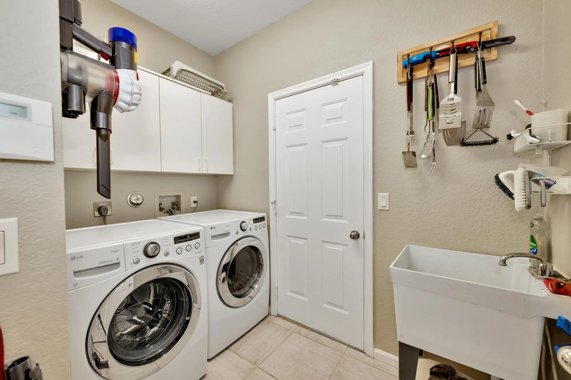 Property Slideshow image 37 of 47 | 11914 fountainside cir, Boynton Beach, FL, 33437