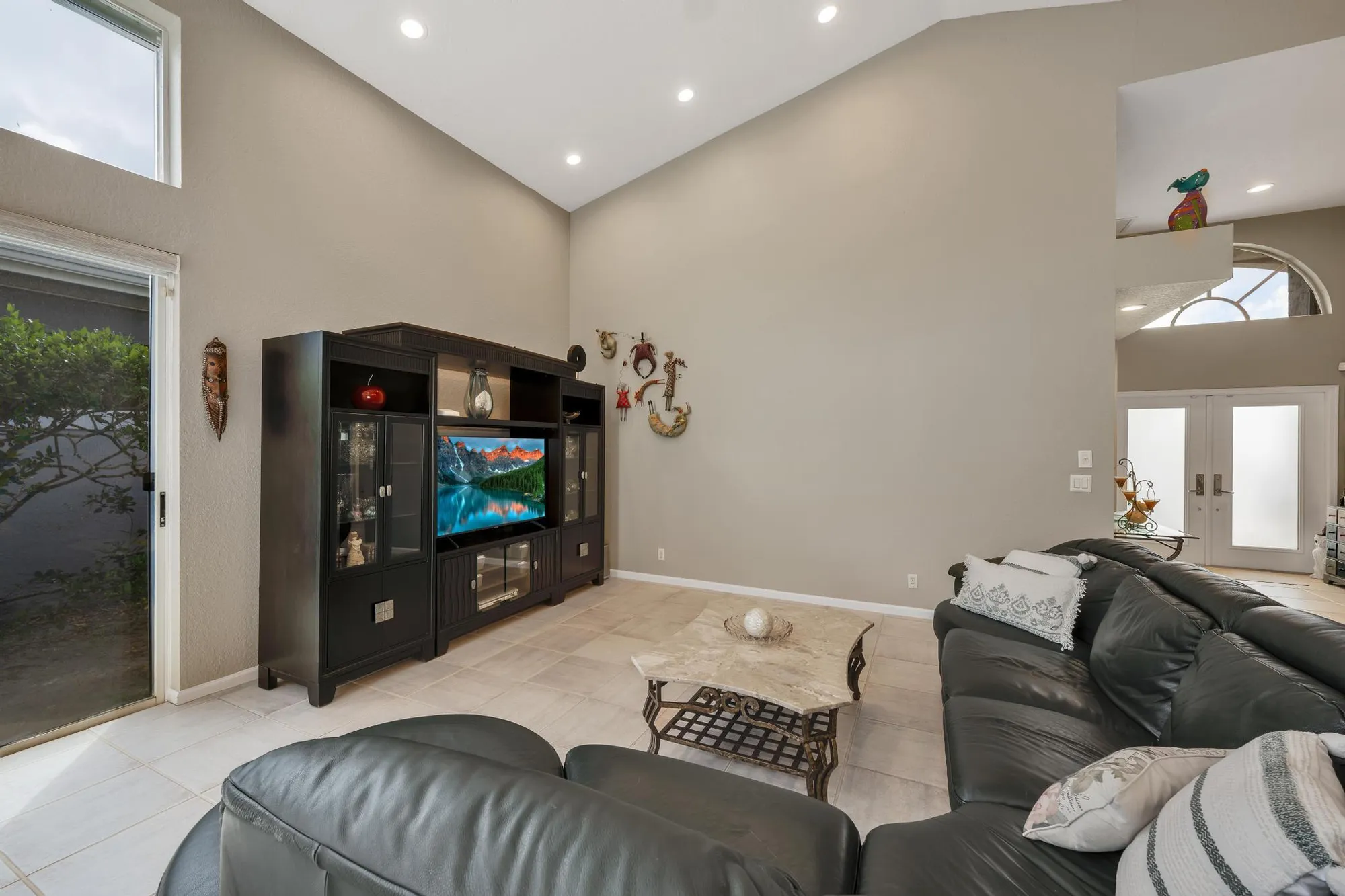 Property Slideshow image 9 of 47 | 11914 fountainside cir, Boynton Beach, FL, 33437