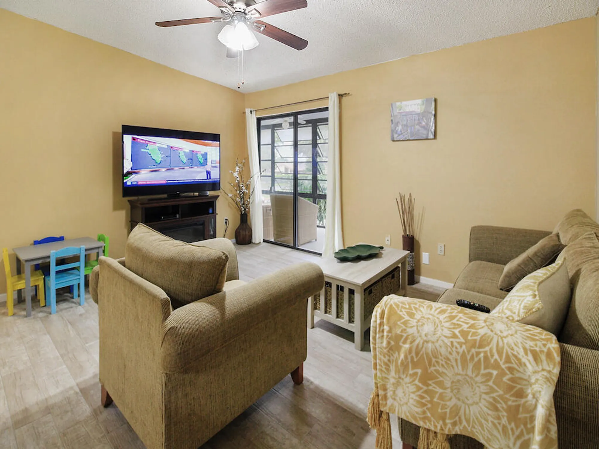 Property Slideshow image 15 of 29 | 7837 ashmont cir 212, Tamarac, FL, 33321