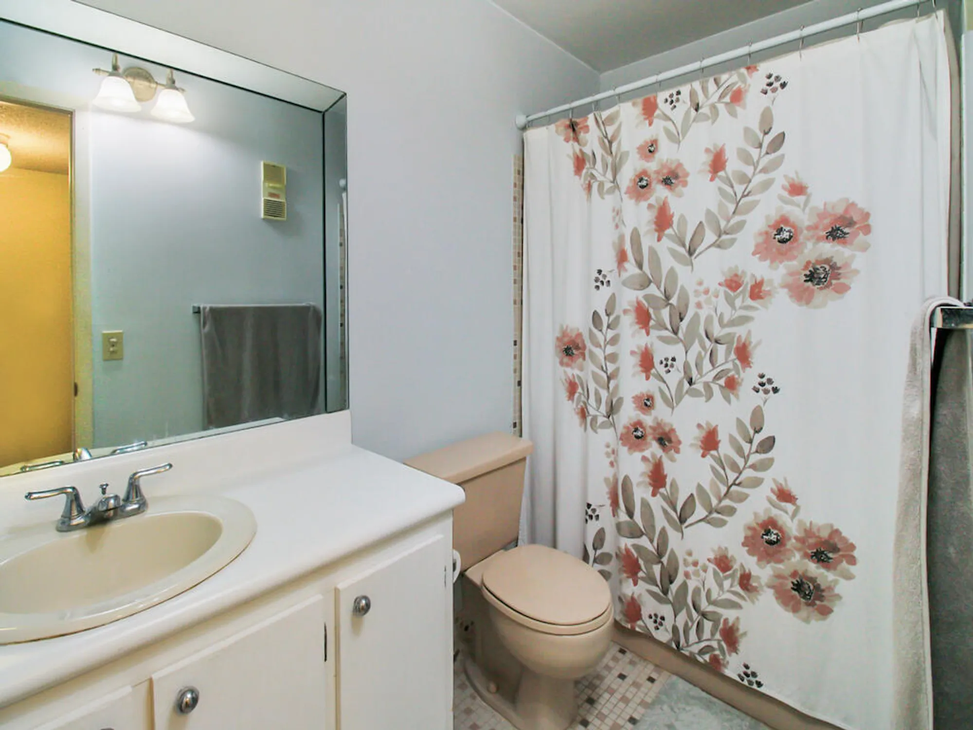 Property Slideshow image 16 of 29 | 7837 ashmont cir 212, Tamarac, FL, 33321
