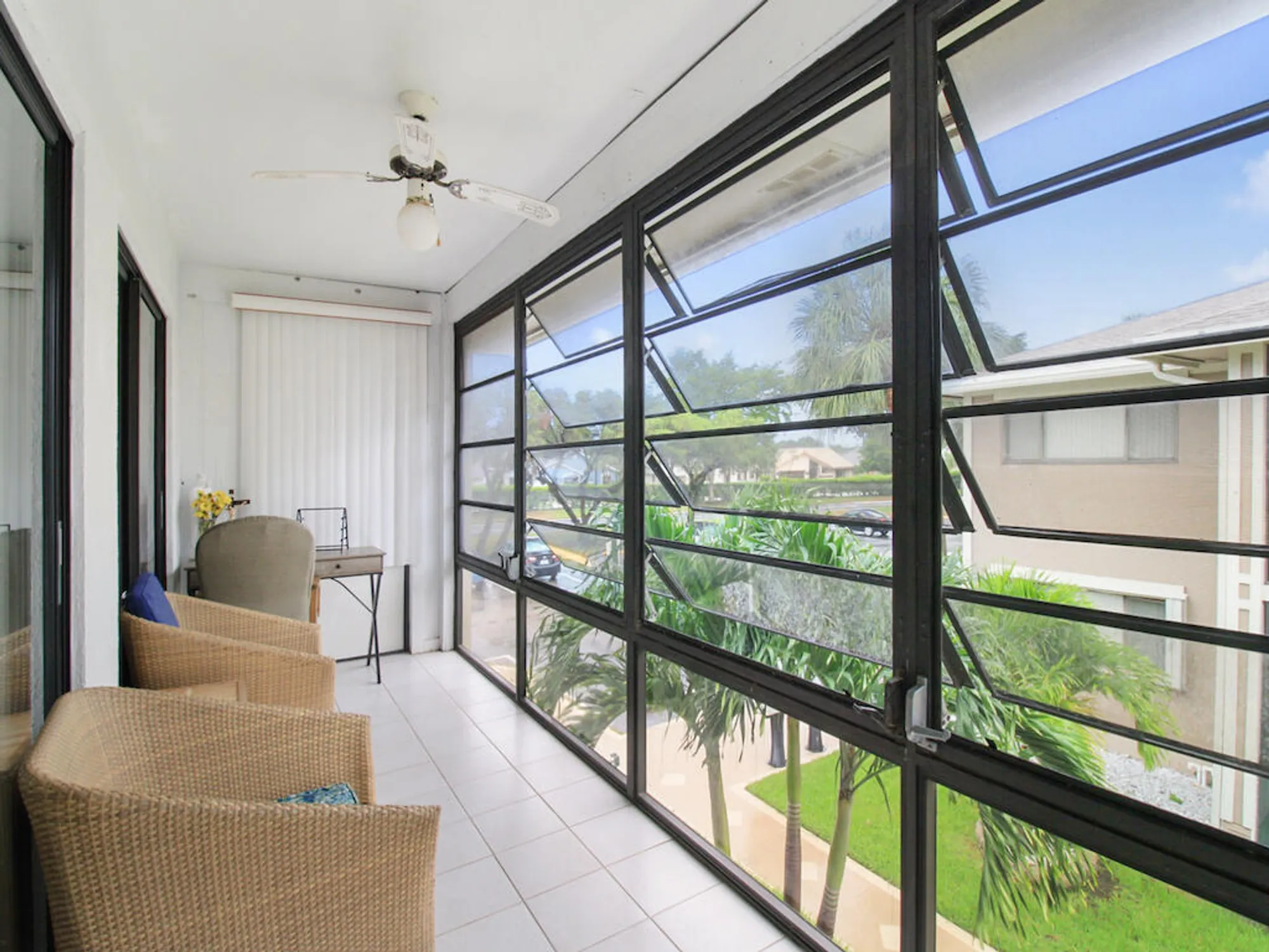 Property Slideshow image 21 of 29 | 7837 ashmont cir 212, Tamarac, FL, 33321