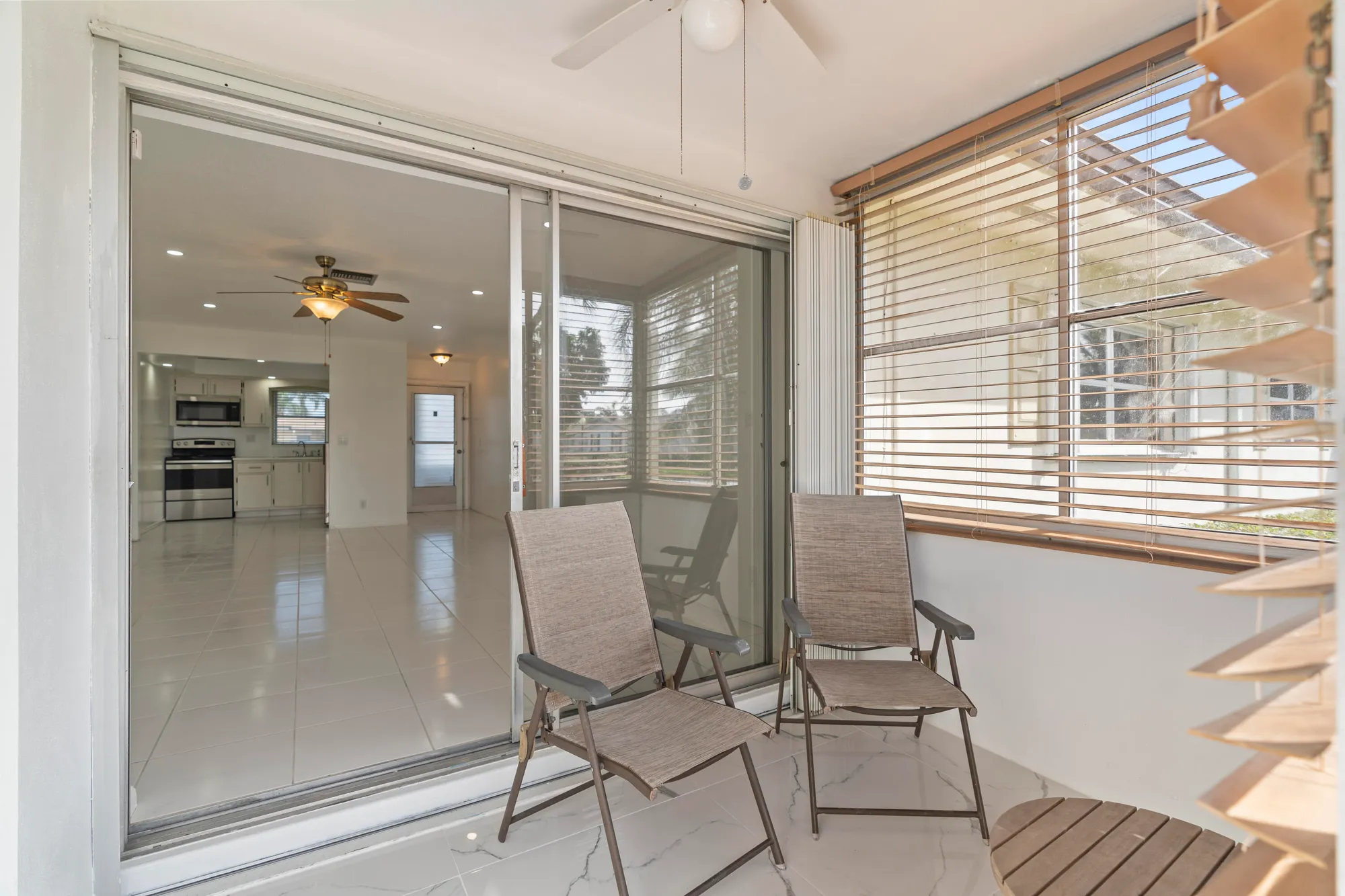 Property Slideshow image 20 of 33 | 2894 crosley dr d, West Palm Beach, FL, 33415