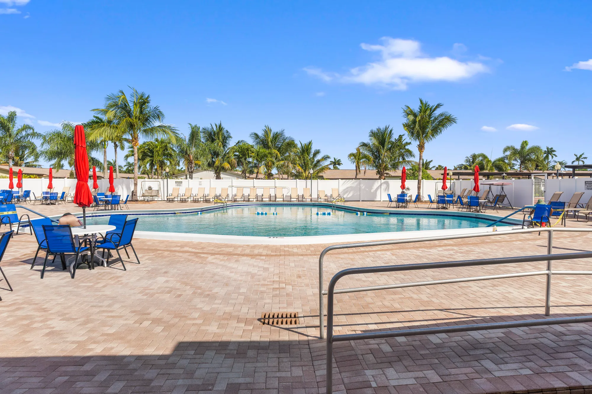 Property Slideshow image 23 of 33 | 2894 crosley dr d, West Palm Beach, FL, 33415