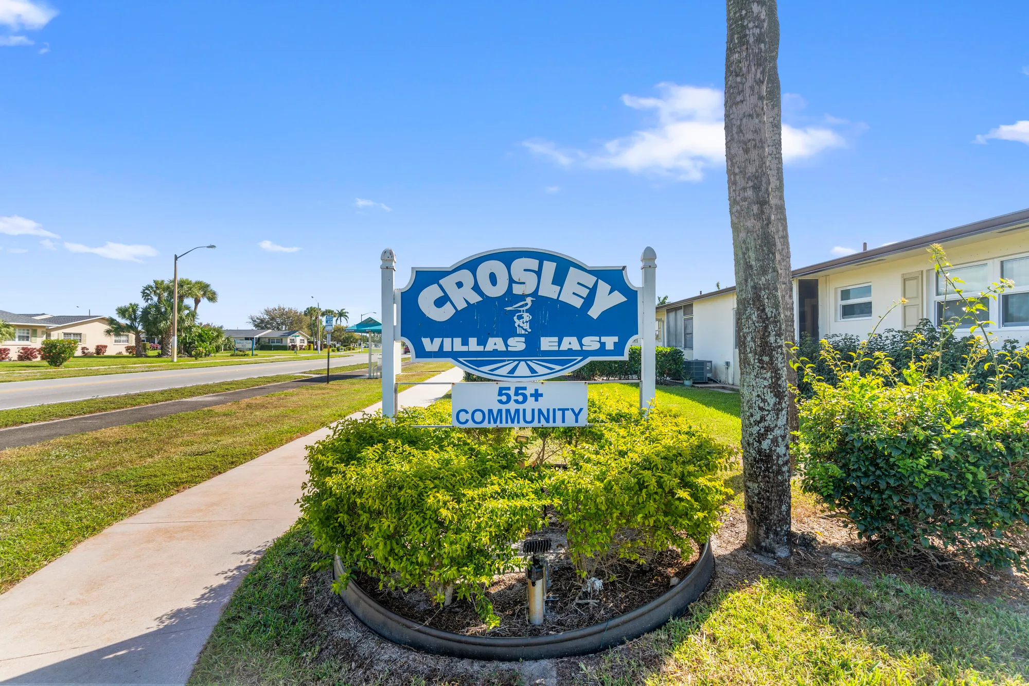 Property Slideshow image 31 of 33 | 2894 crosley dr d, West Palm Beach, FL, 33415