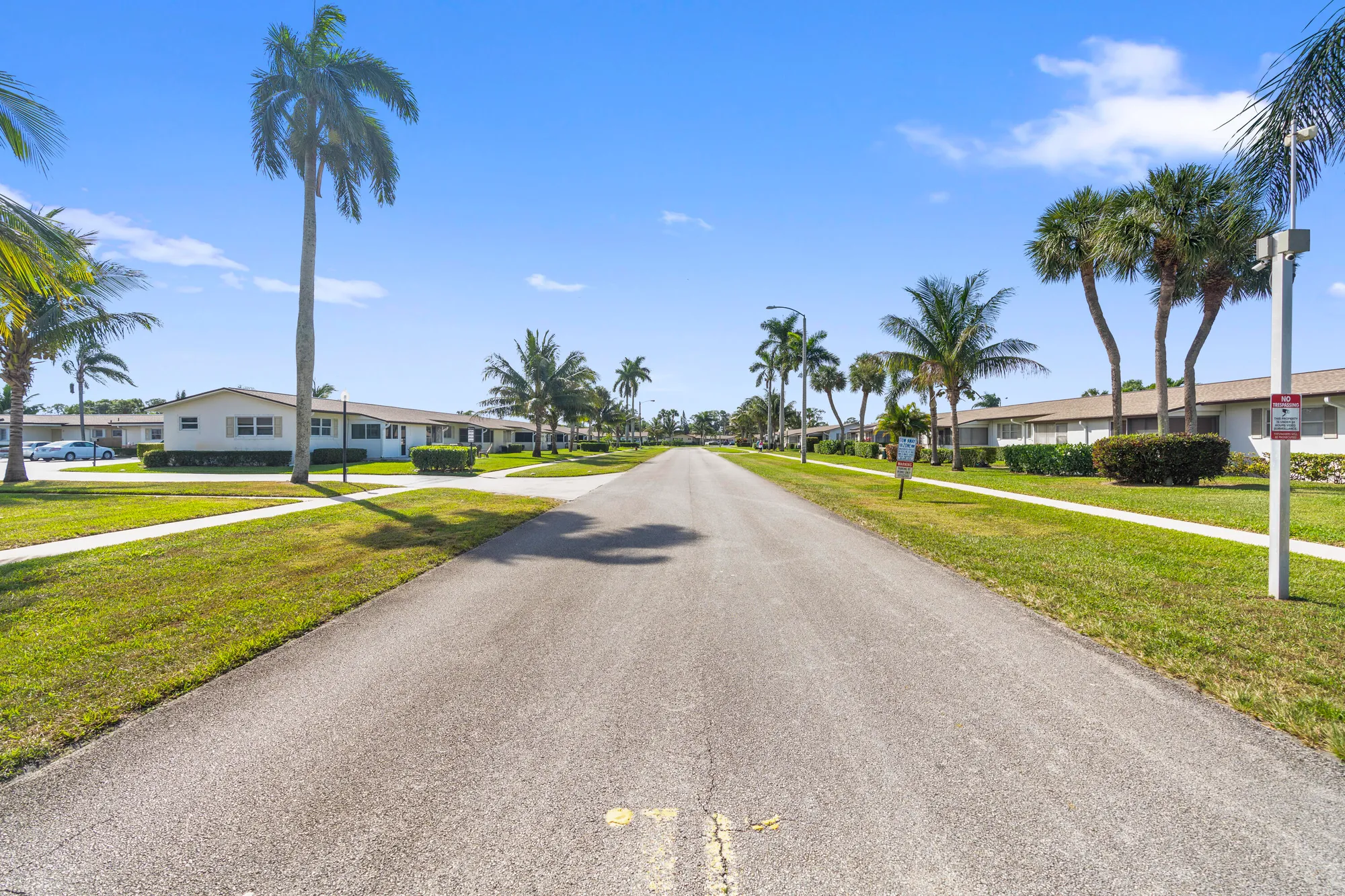 Property Slideshow image 30 of 33 | 2894 crosley dr d, West Palm Beach, FL, 33415