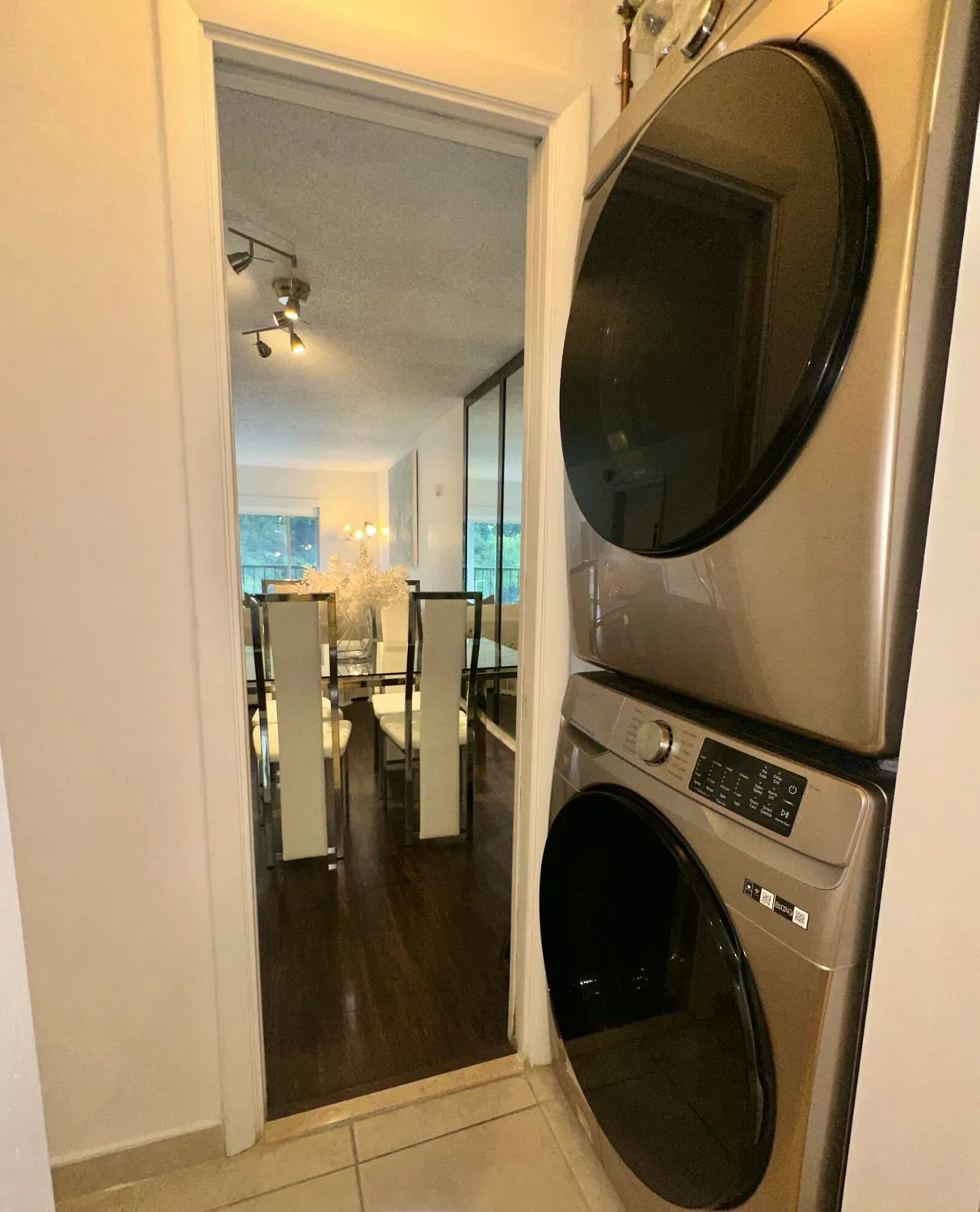 Property Slideshow image 4 of 45 | 5900 nw 44th st apt 403, Lauderhill, FL, 33319