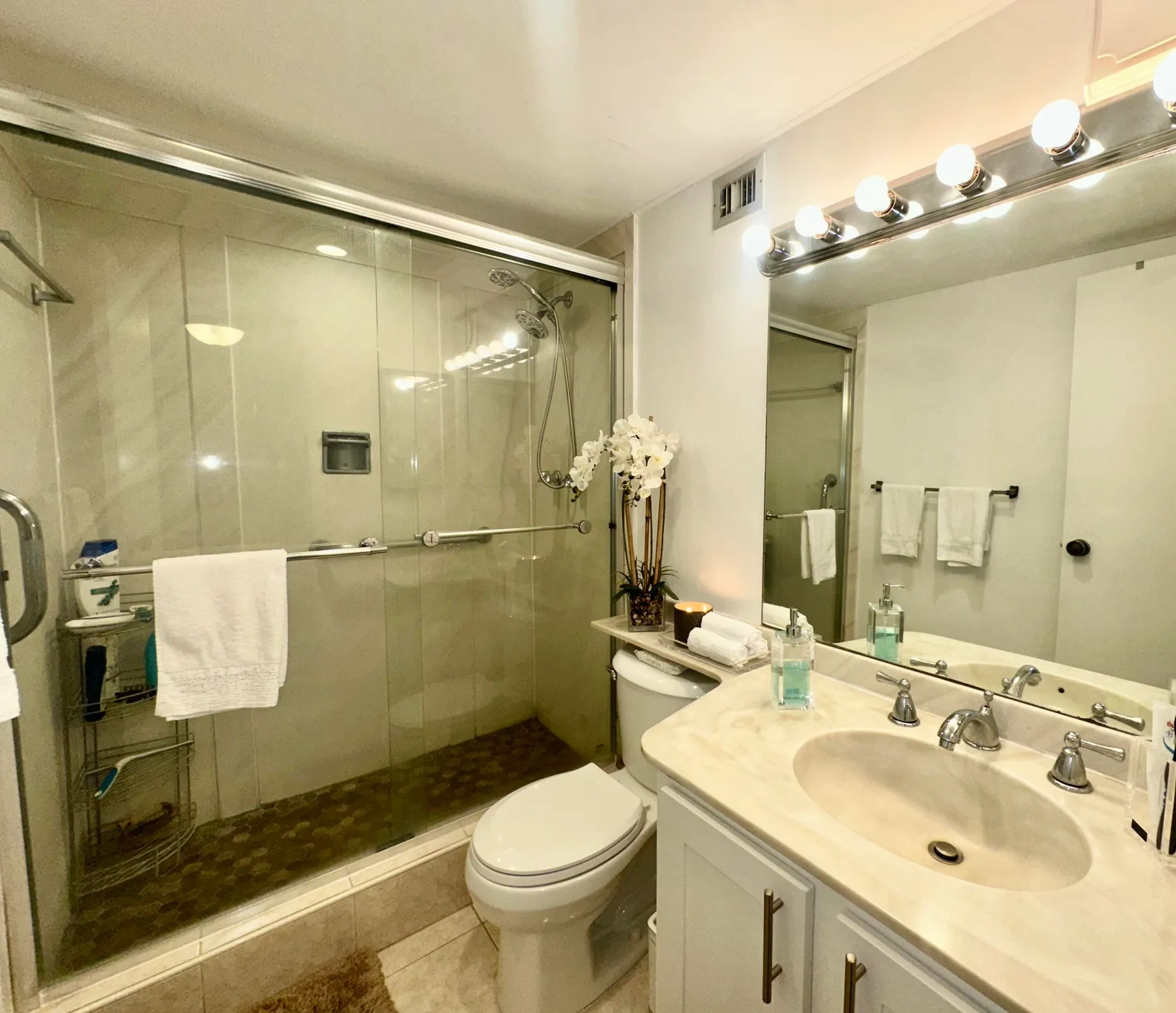 Property Slideshow image 27 of 45 | 5900 nw 44th st apt 403, Lauderhill, FL, 33319