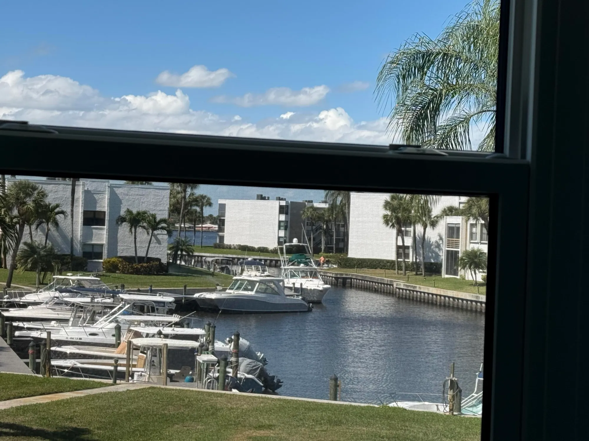 Property Slideshow image 17 of 40 | 1950 sw palm city rd 4203, Stuart, FL, 34994