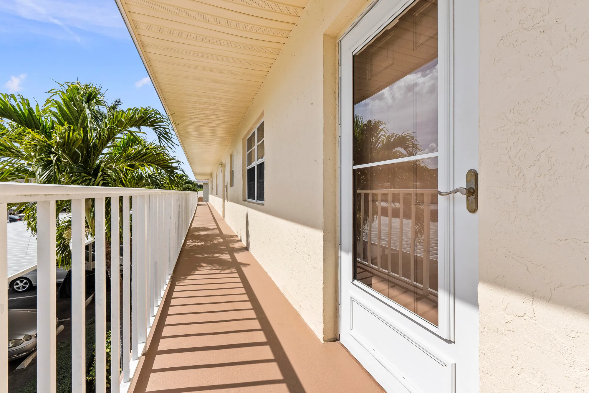 Property Slideshow image 4 of 31 | 2950 se ocean blvd 117-8, Stuart, FL, 34996