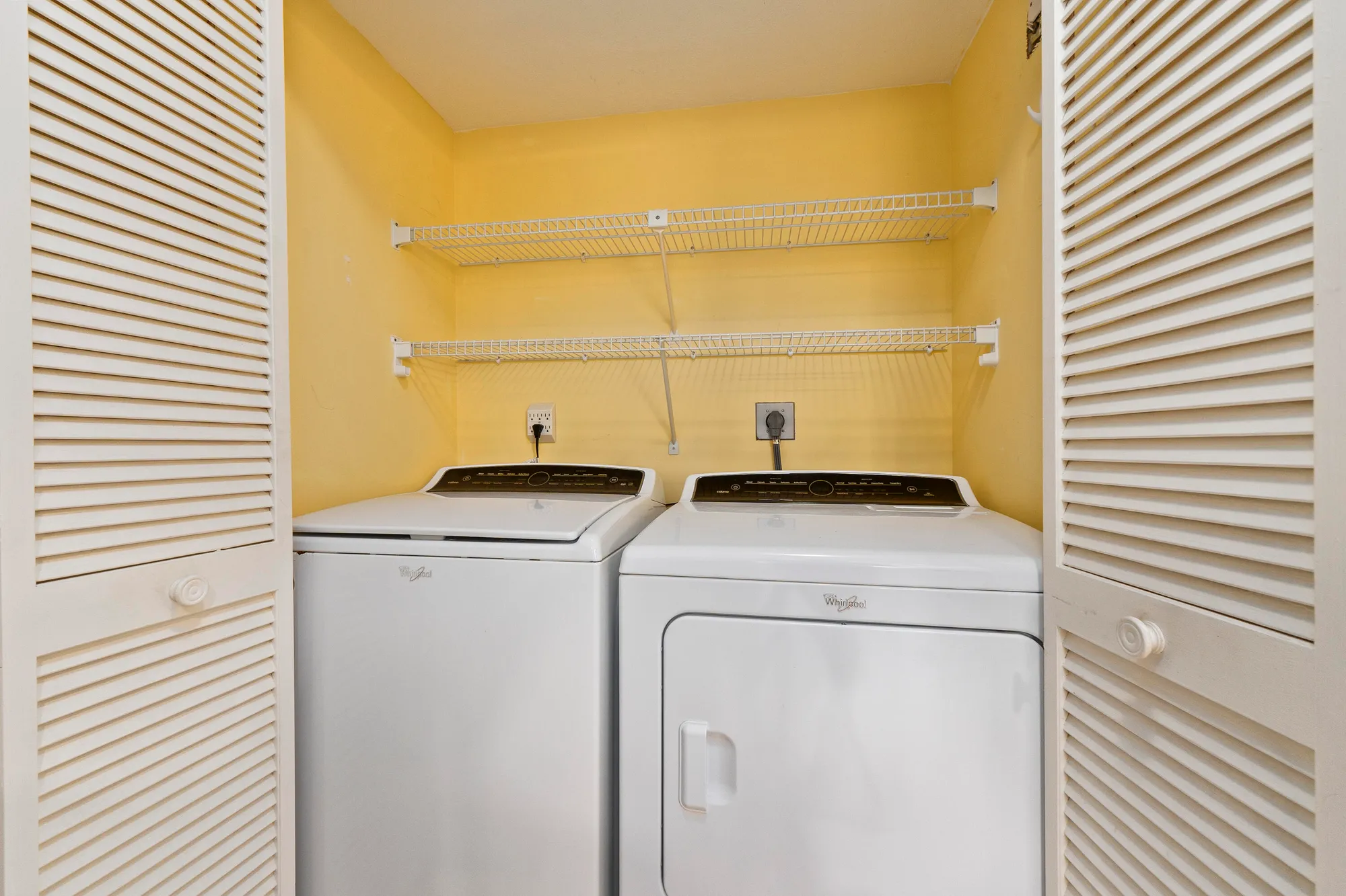 Property Slideshow image 28 of 31 | 2950 se ocean blvd 117-8, Stuart, FL, 34996