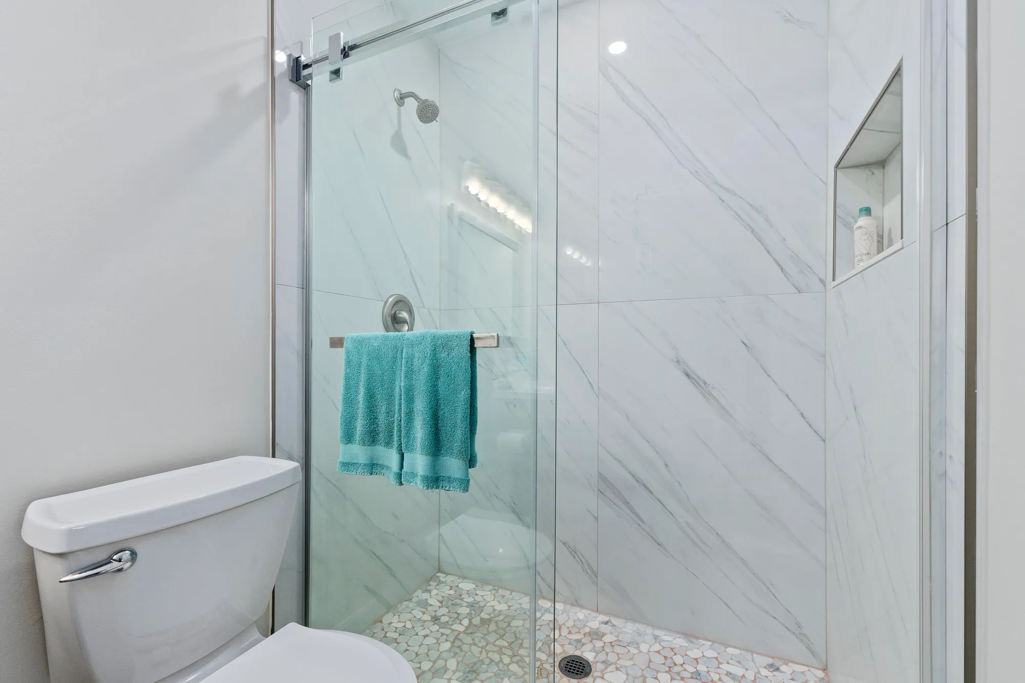 Property Slideshow image 19 of 31 | 2950 se ocean blvd 117-8, Stuart, FL, 34996