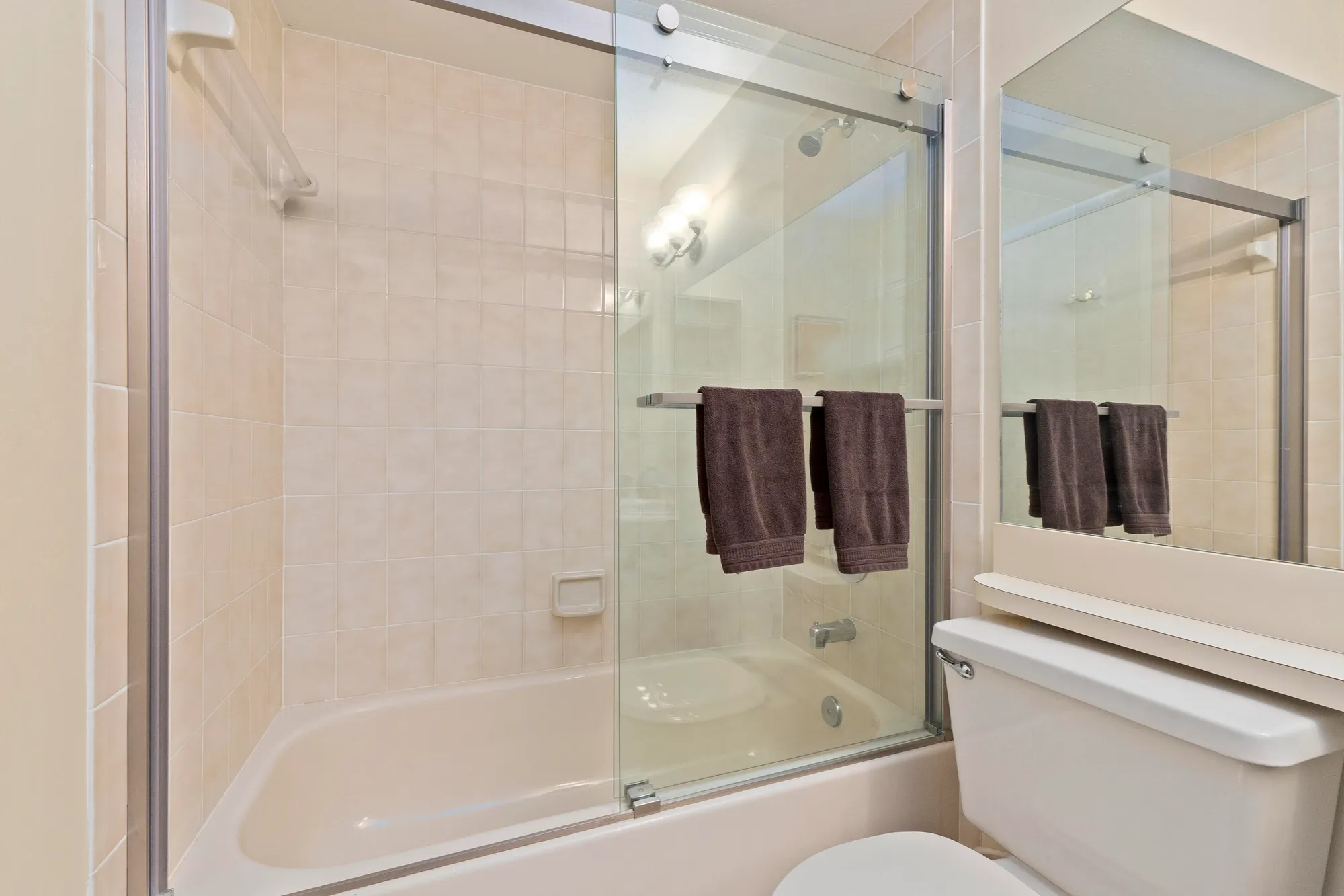 Property Slideshow image 26 of 31 | 2950 se ocean blvd 117-8, Stuart, FL, 34996