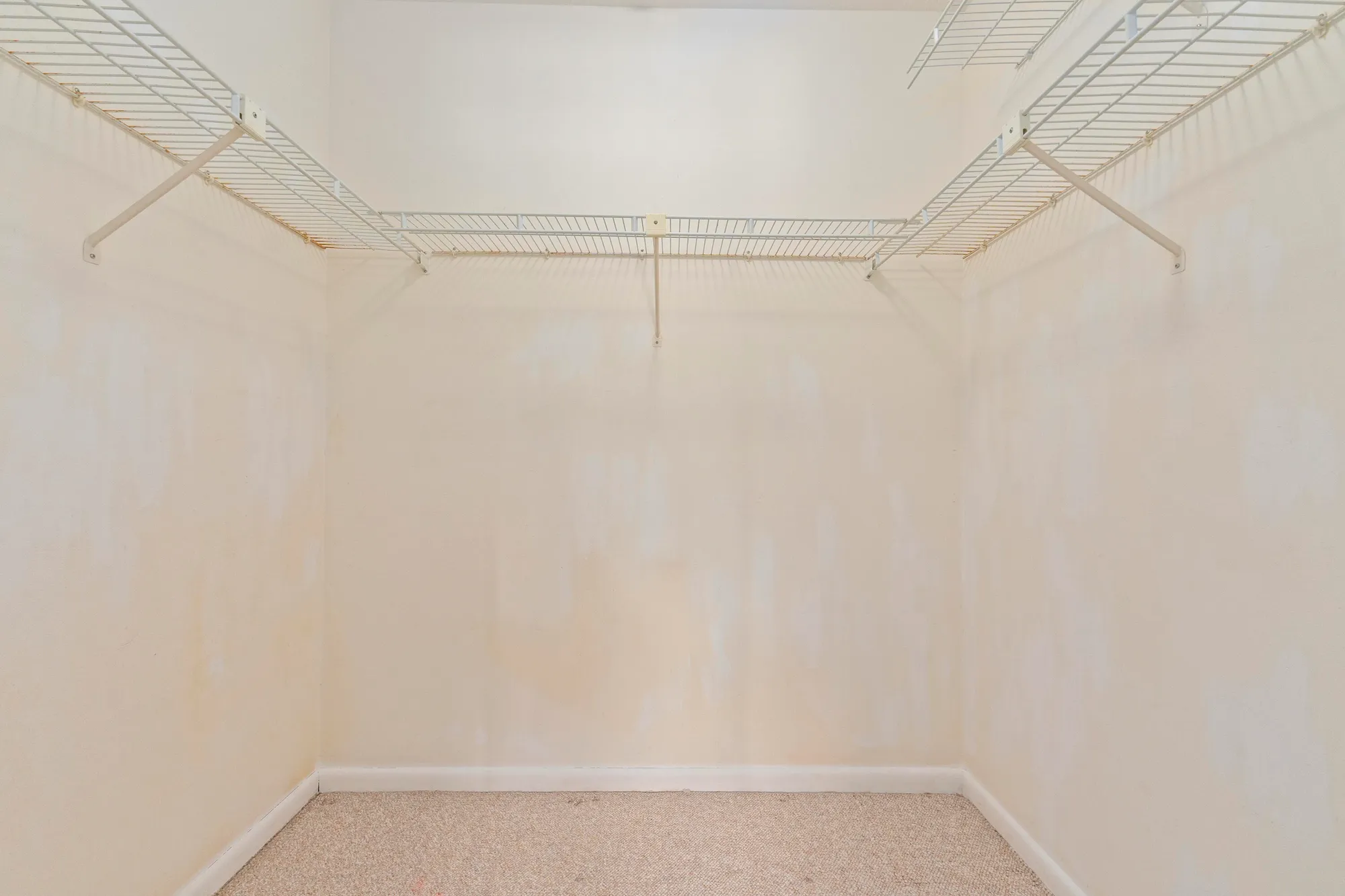 Property Slideshow image 27 of 31 | 2950 se ocean blvd 117-8, Stuart, FL, 34996