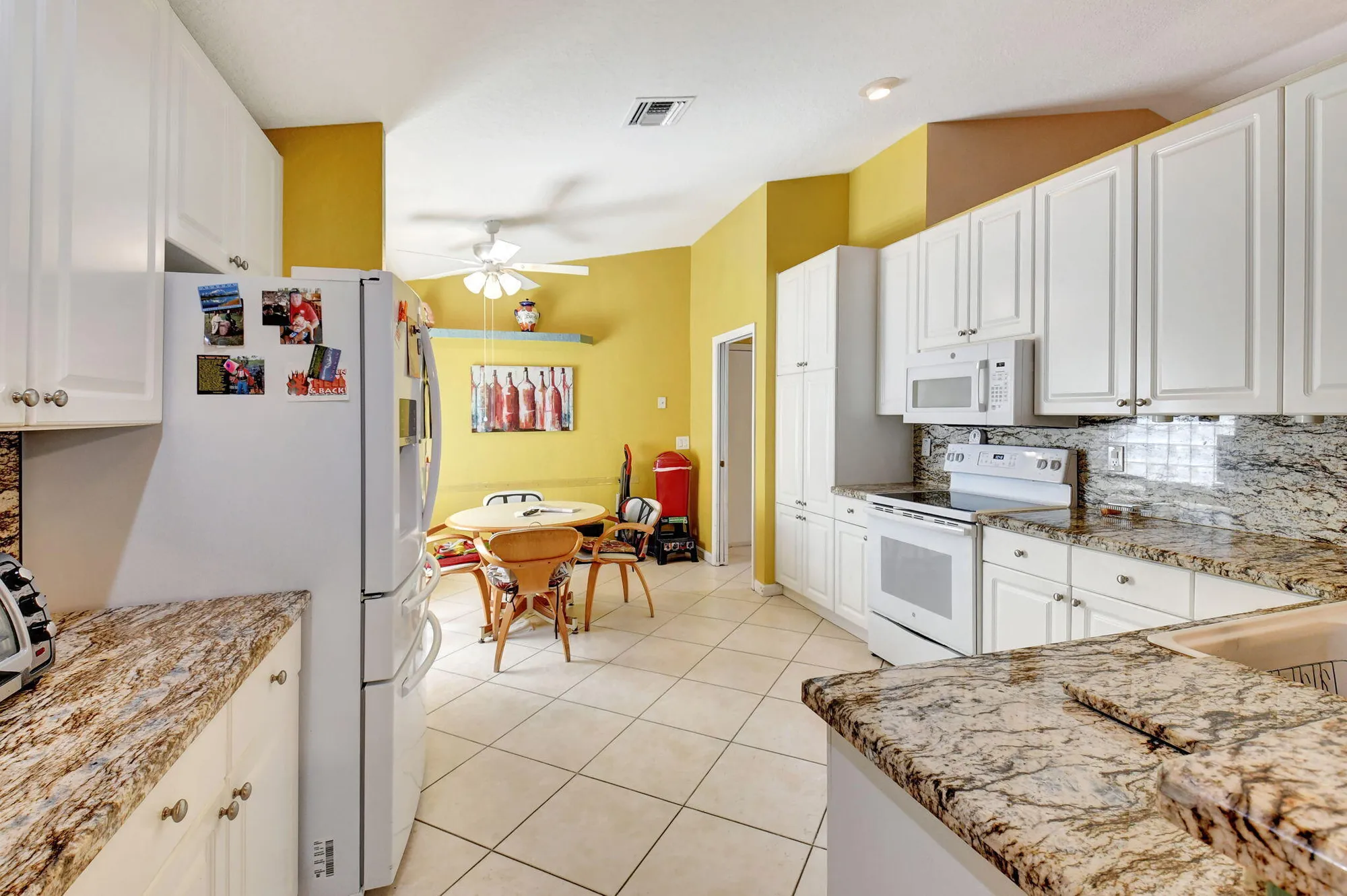 Property Slideshow image 11 of 58 | 5113 glenville dr, Boynton Beach, FL, 33437