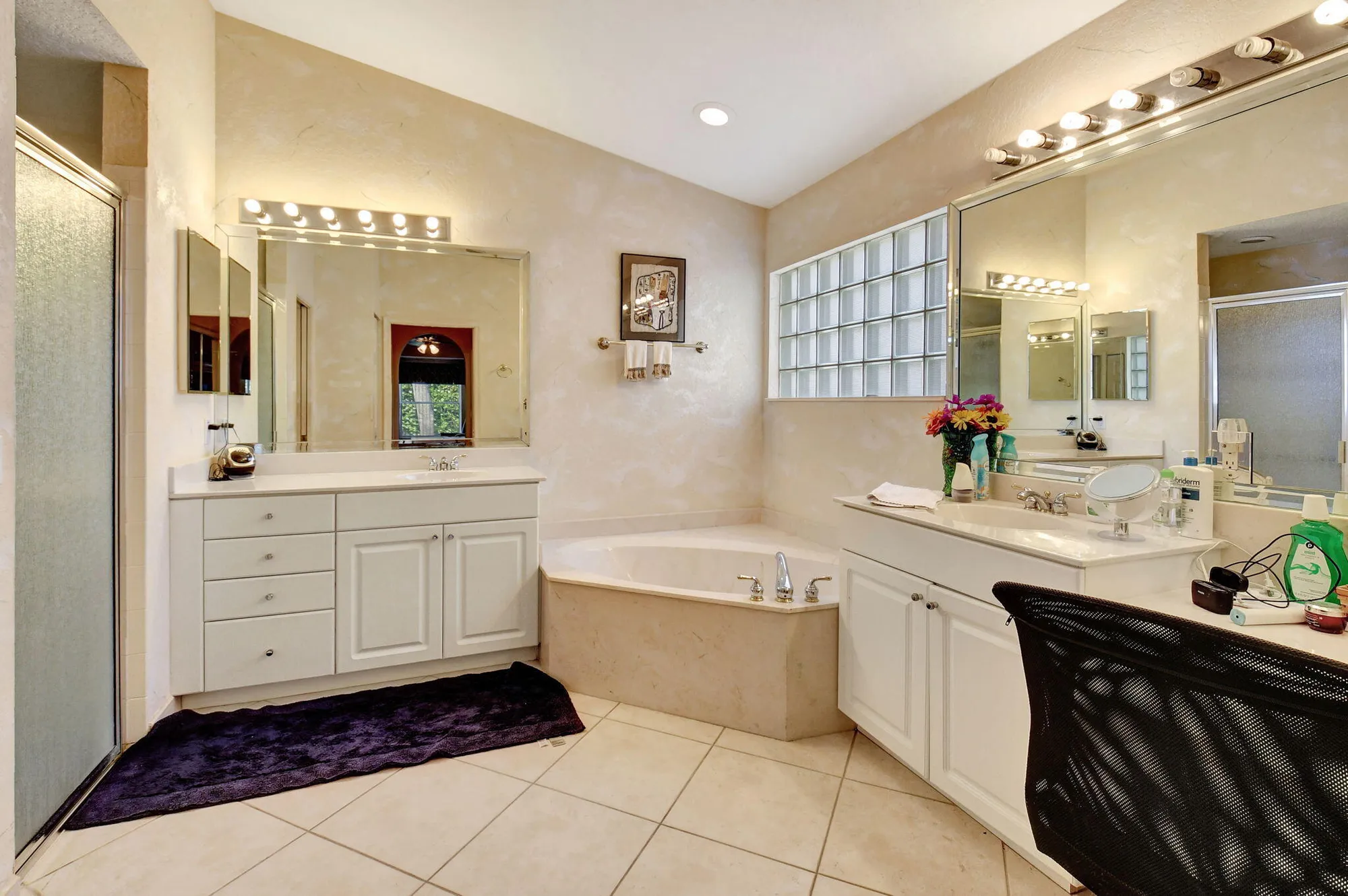 Property Slideshow image 17 of 58 | 5113 glenville dr, Boynton Beach, FL, 33437