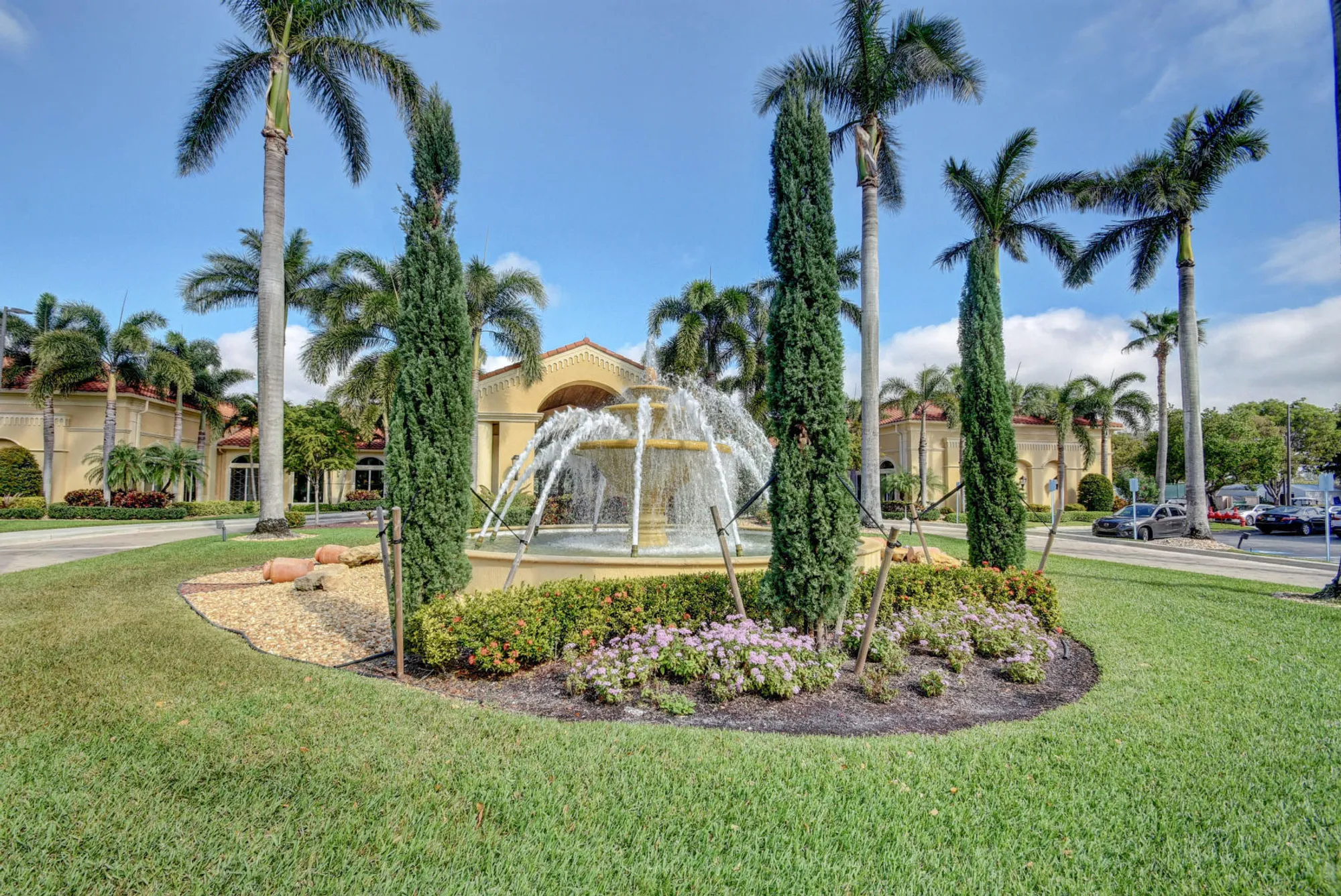 Property Slideshow image 33 of 58 | 5113 glenville dr, Boynton Beach, FL, 33437