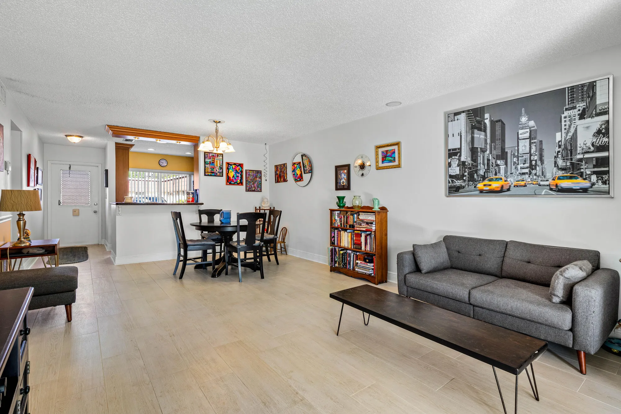 Property Slideshow image 7 of 41 | 528 franconia cir, Lake Worth, FL, 33467