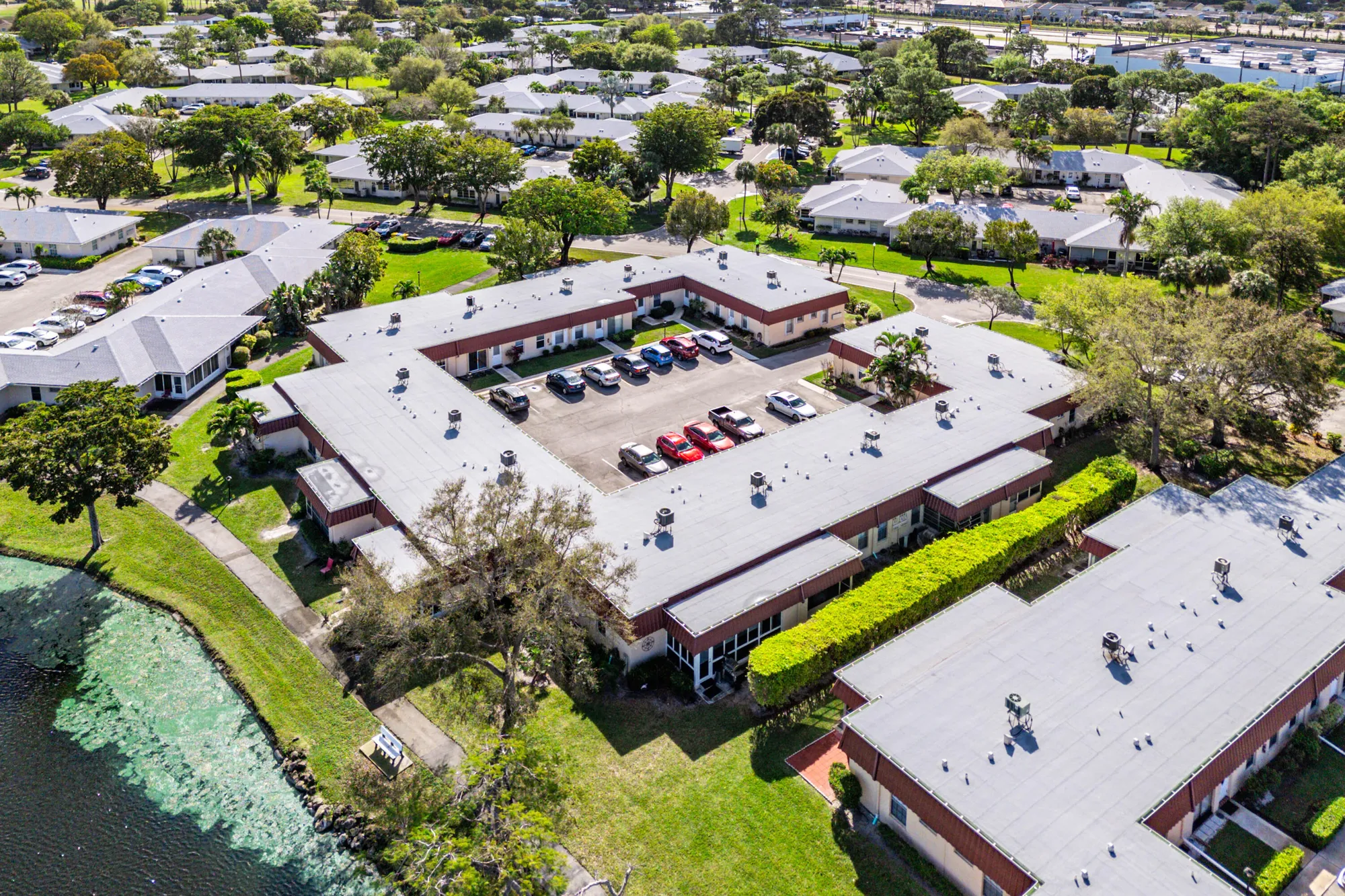 Property Slideshow image 23 of 41 | 528 franconia cir, Lake Worth, FL, 33467