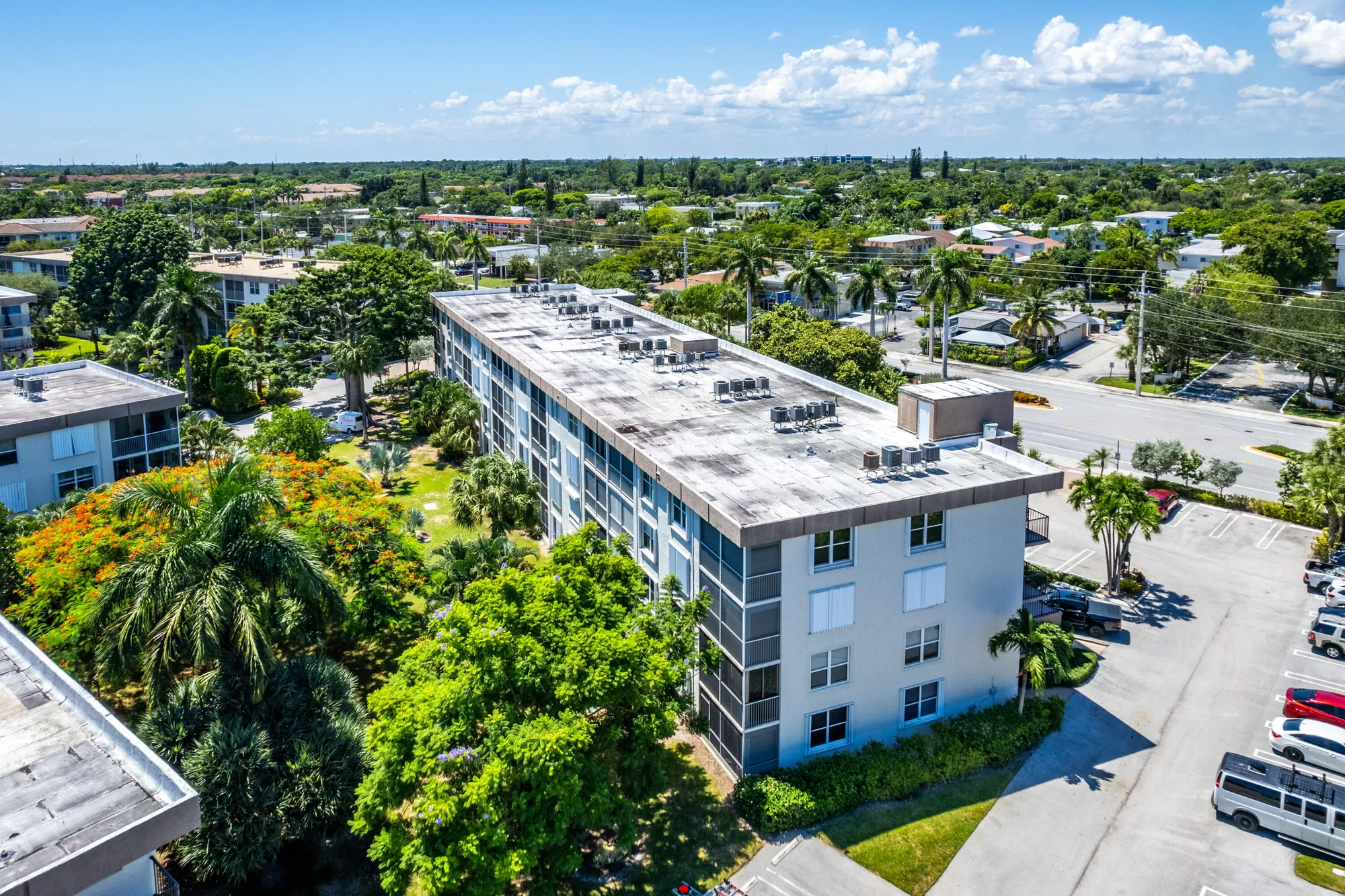 Property Slideshow image 23 of 33 | 2000 s federal hwy 107, Boynton Beach, FL, 33435