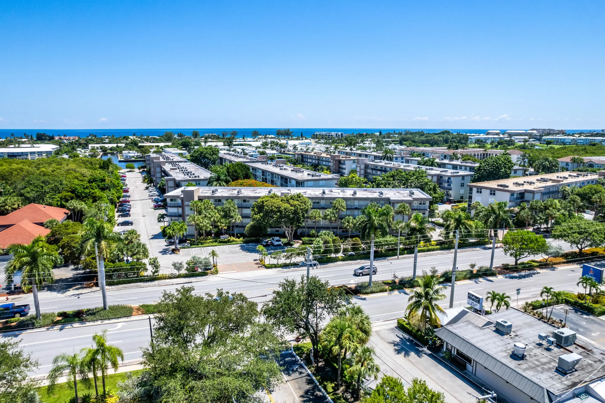 Property Slideshow image 31 of 33 | 2000 s federal hwy 107, Boynton Beach, FL, 33435