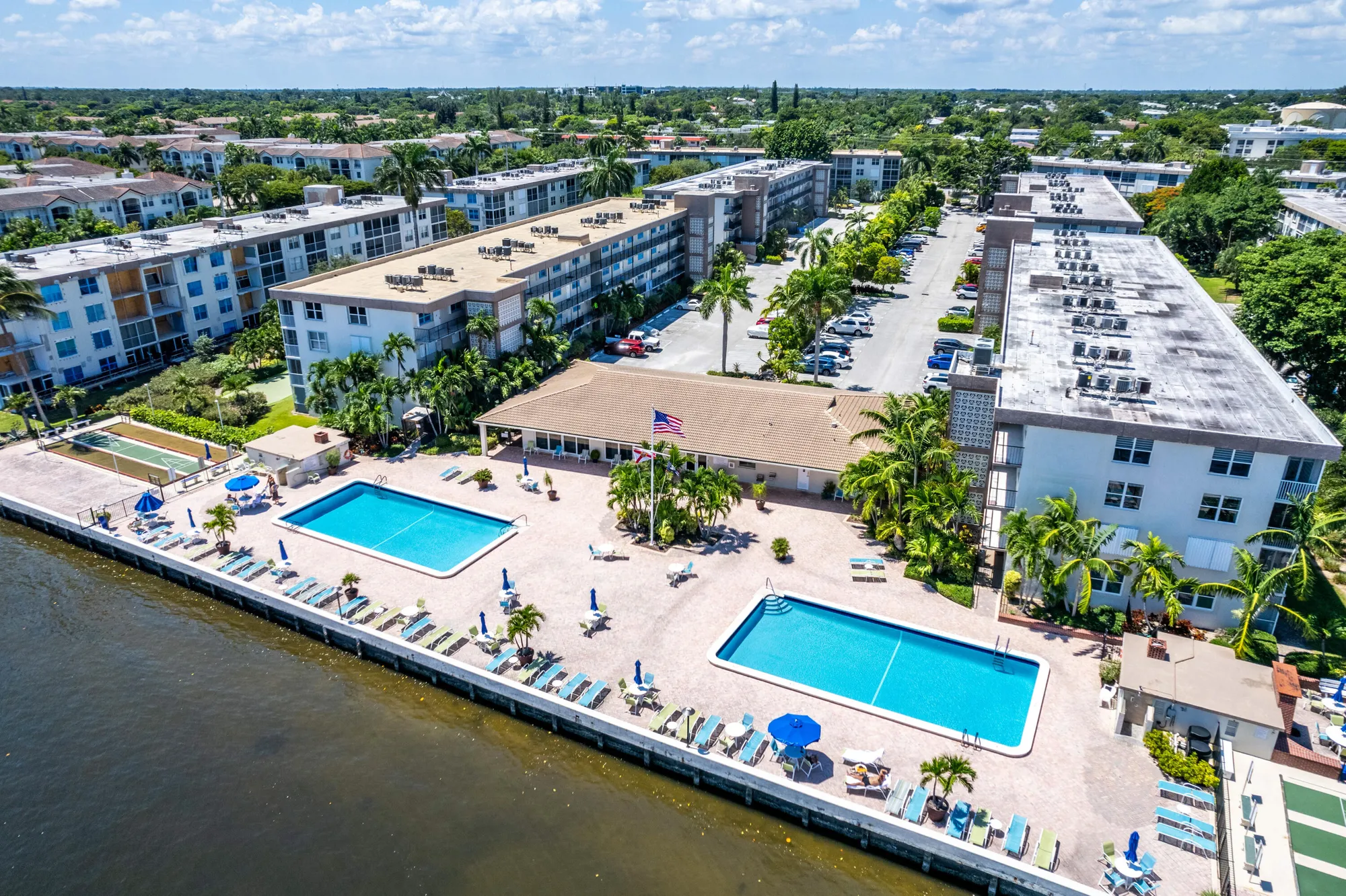 Property Slideshow image 32 of 33 | 2000 s federal hwy 107, Boynton Beach, FL, 33435