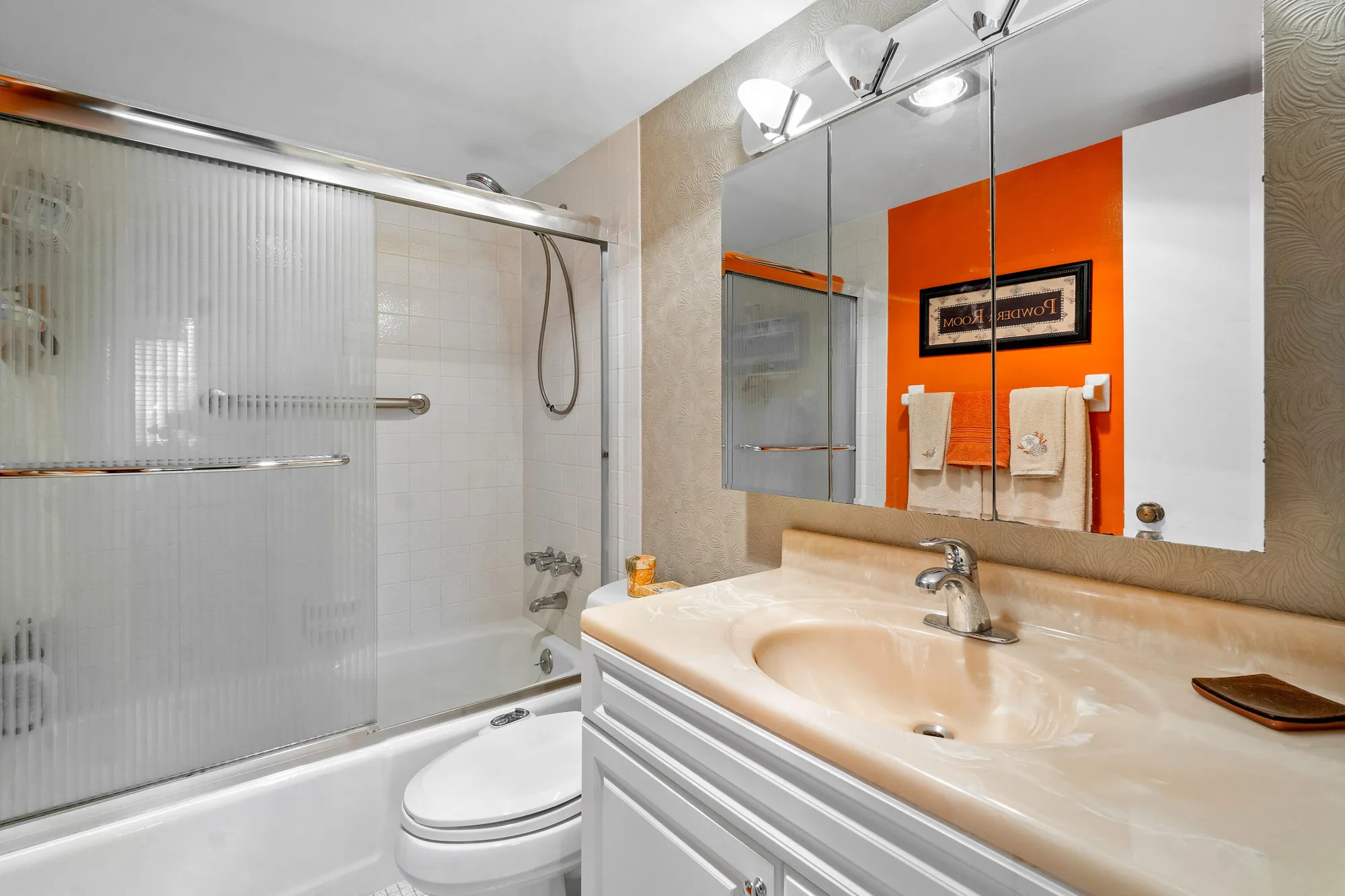 Property Slideshow image 19 of 33 | 2000 s federal hwy 107, Boynton Beach, FL, 33435