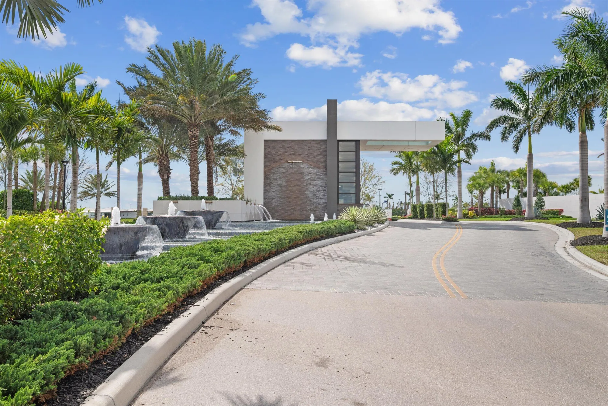 Property Slideshow image 4 of 40 | 10282 sw corvus ln, Port Saint Lucie, FL, 34987