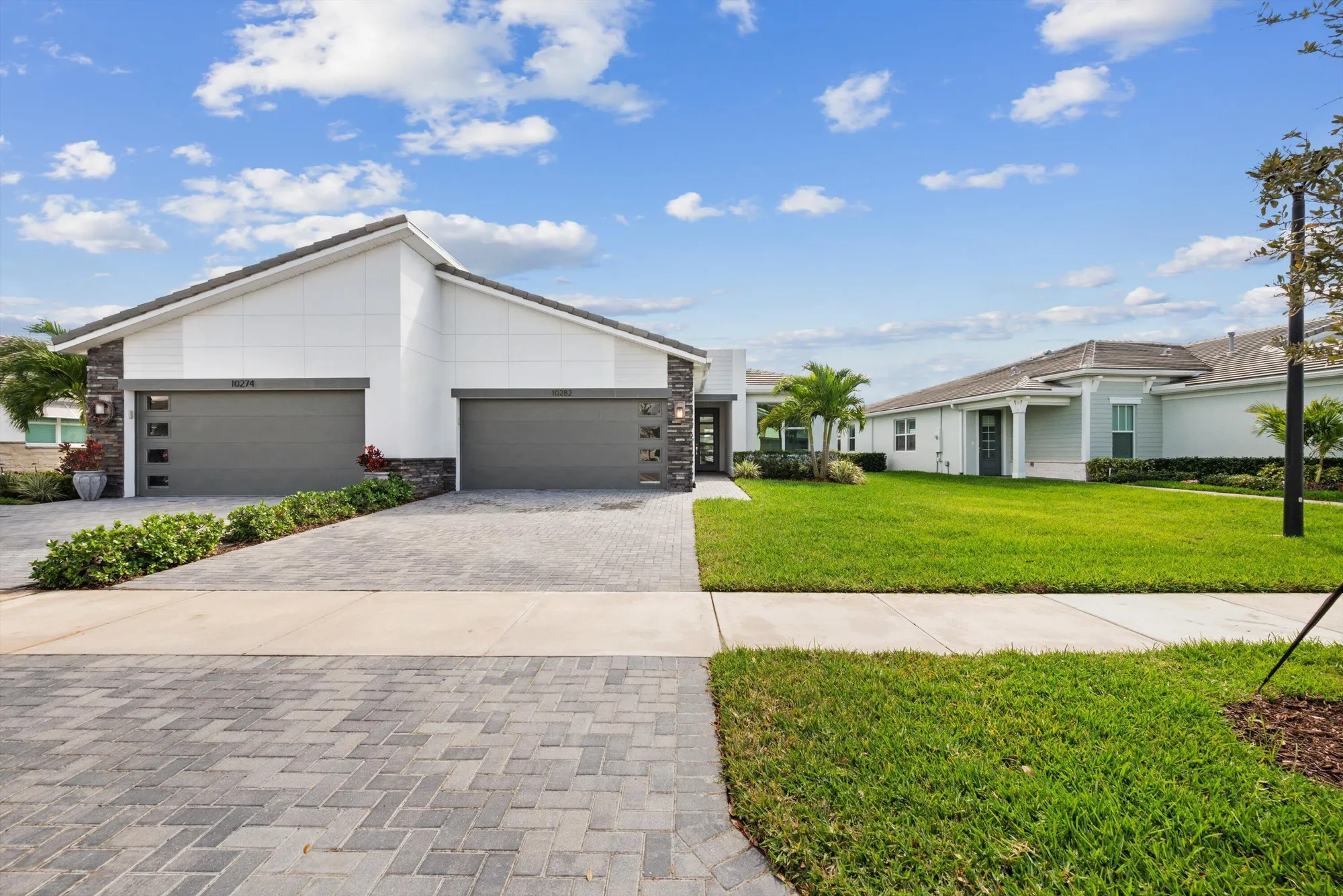 Property Slideshow image 2 of 40 | 10282 sw corvus ln, Port Saint Lucie, FL, 34987