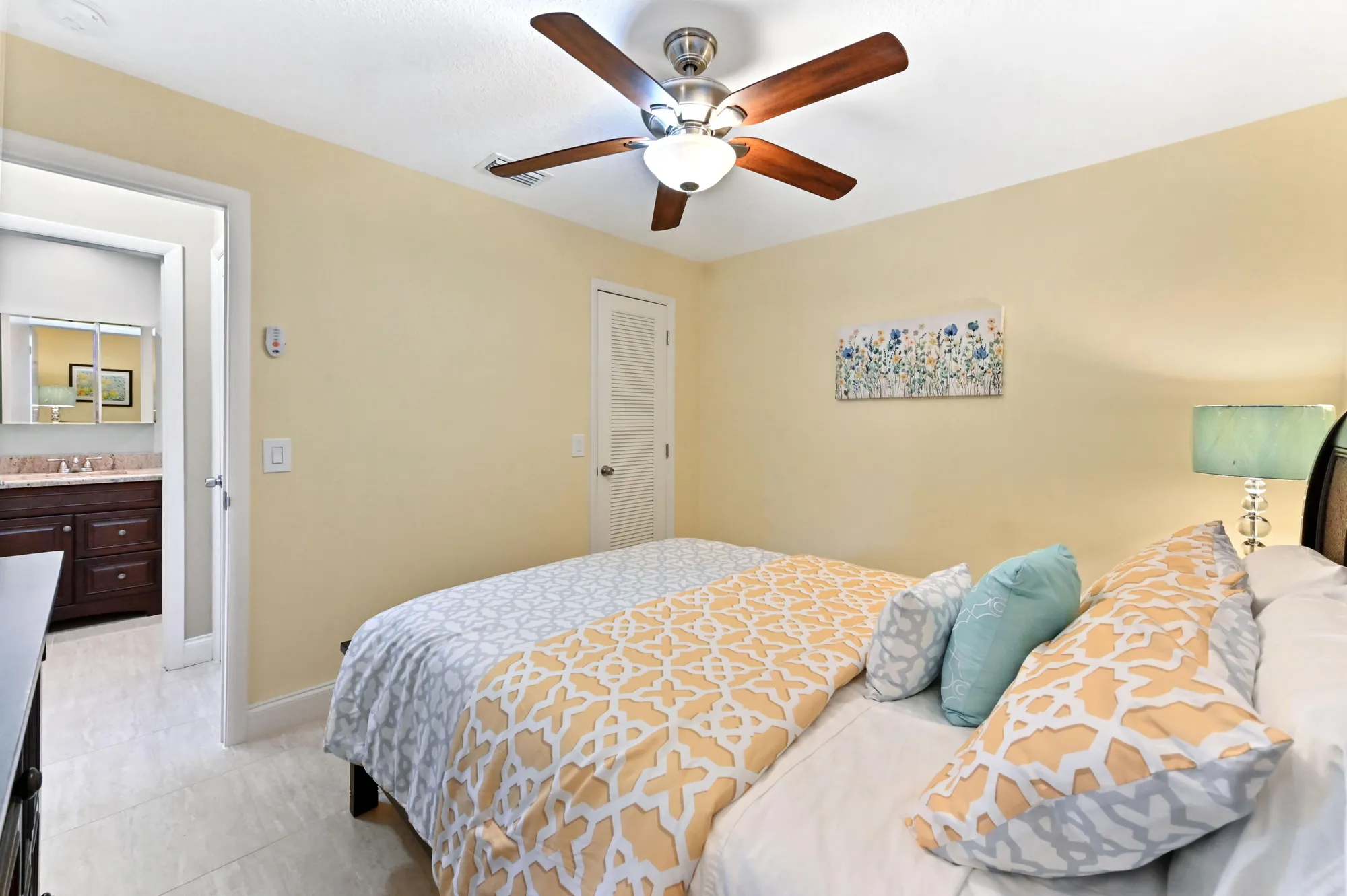 Property Slideshow image 17 of 27 | 200 leisure lake cir 106, Boynton Beach, FL, 33426