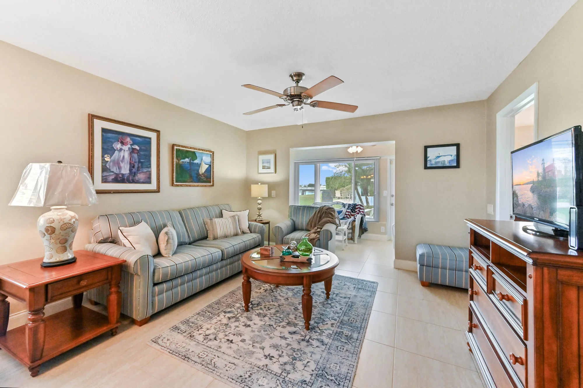 Property Slideshow image 11 of 27 | 200 leisure lake cir 106, Boynton Beach, FL, 33426