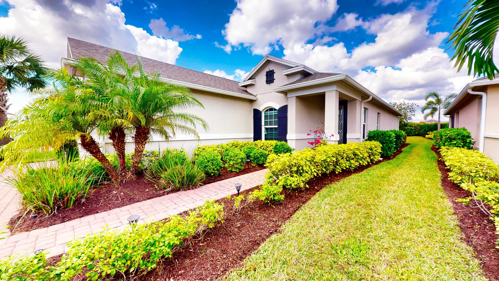 Property Slideshow image 3 of 57 | 9592 sw royal poinciana dr, Port Saint Lucie, FL, 34987